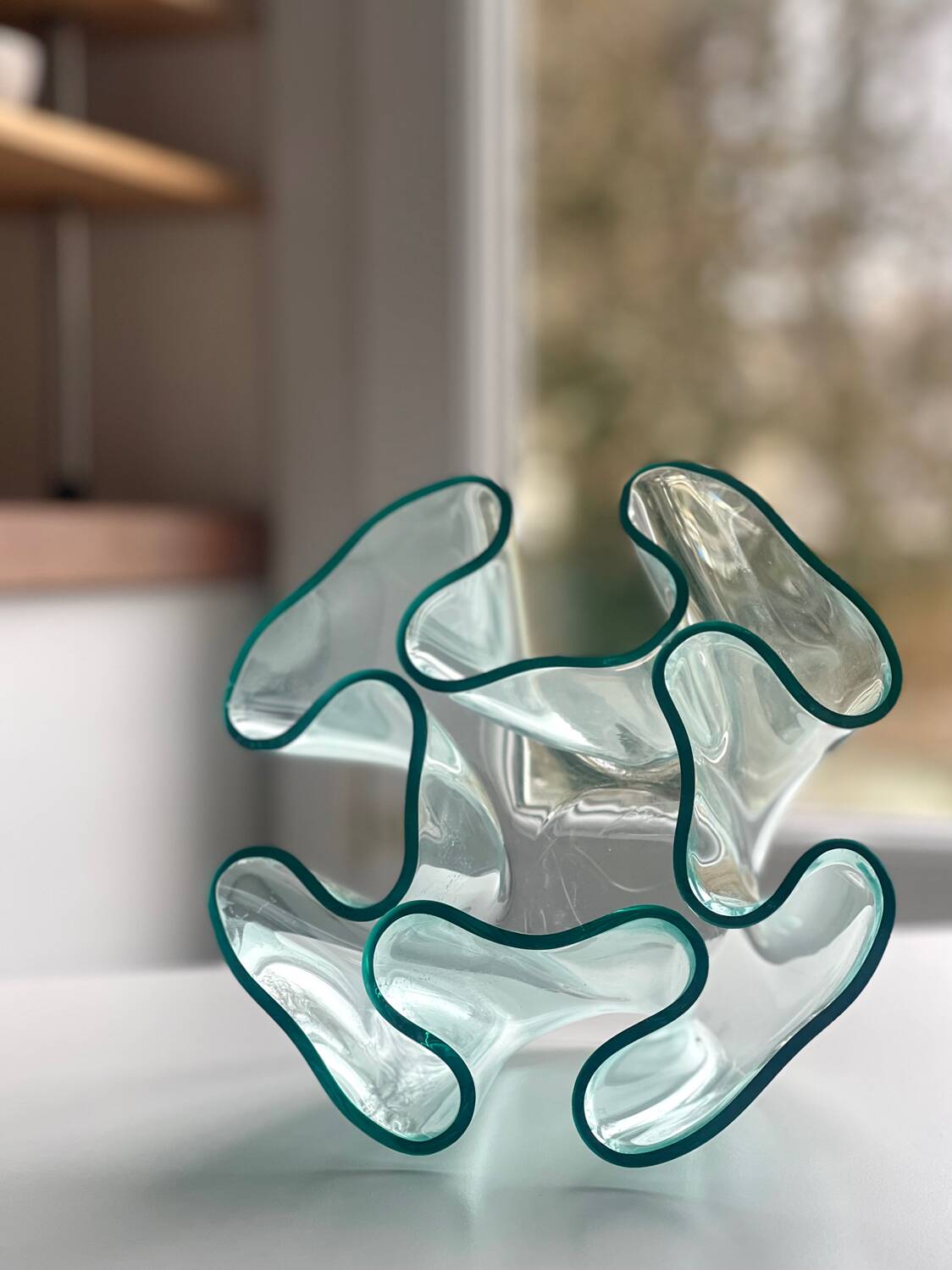 Plexi handkerchief vase 1980