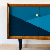 Graphic line in macassar 1960