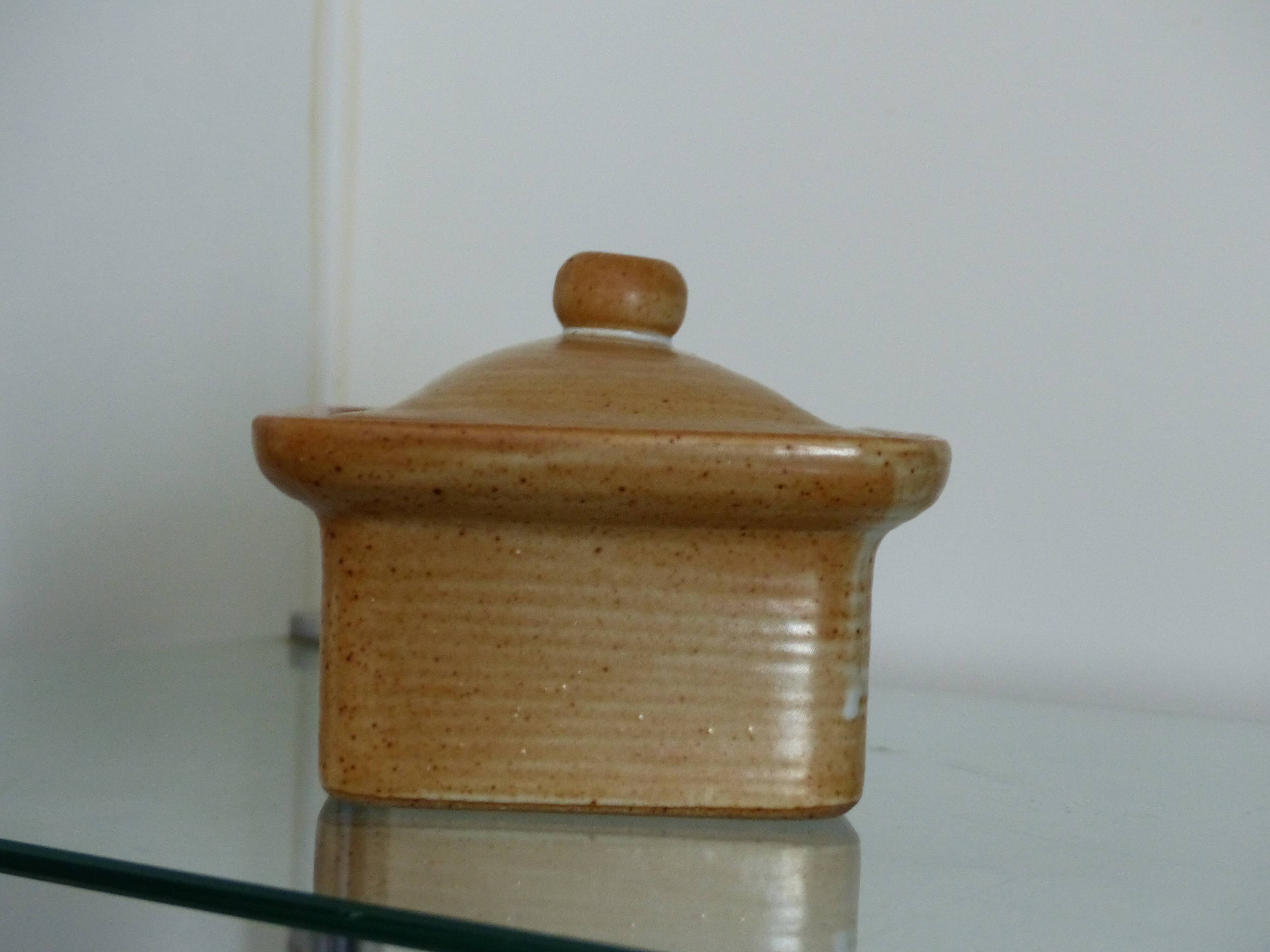 Butter dish, grès village france