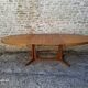 Baumann oval table
