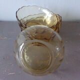 5 cups or ramekins in amber glass