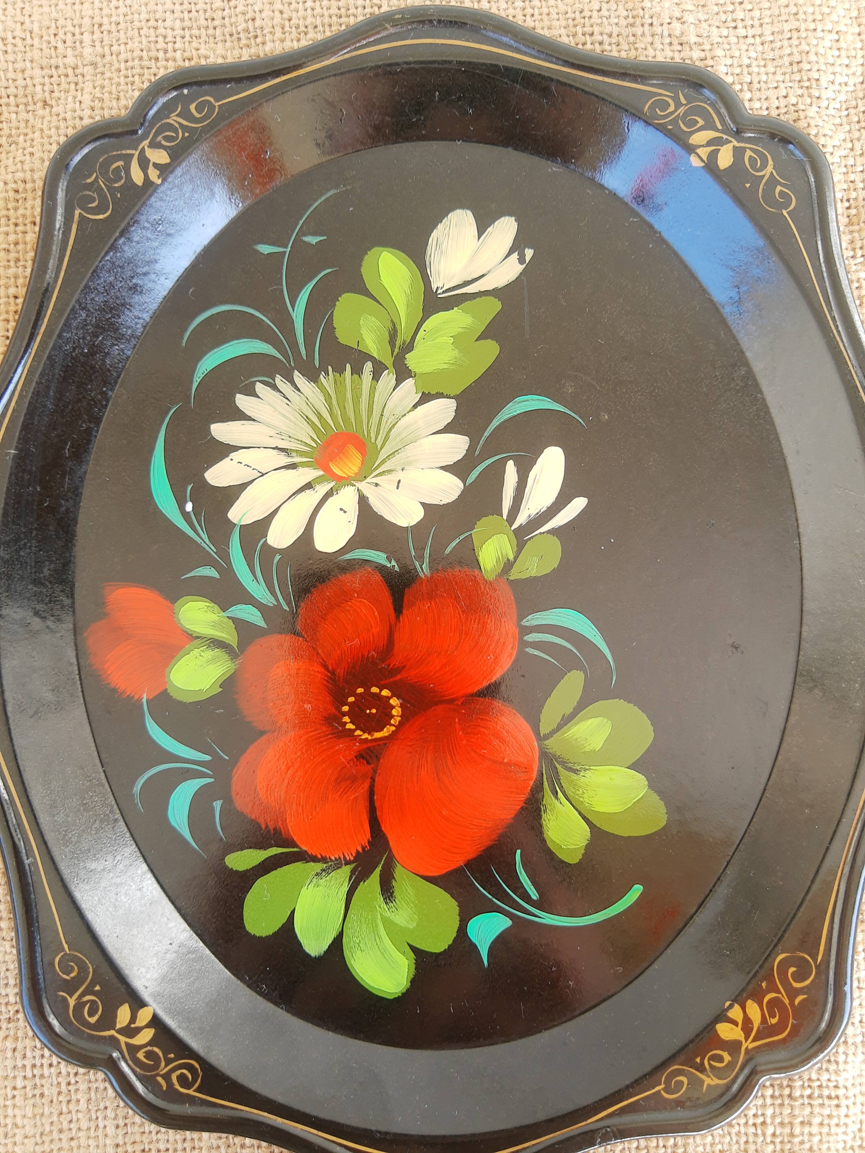 Set of 3 plastic trays vintage Russian flowers