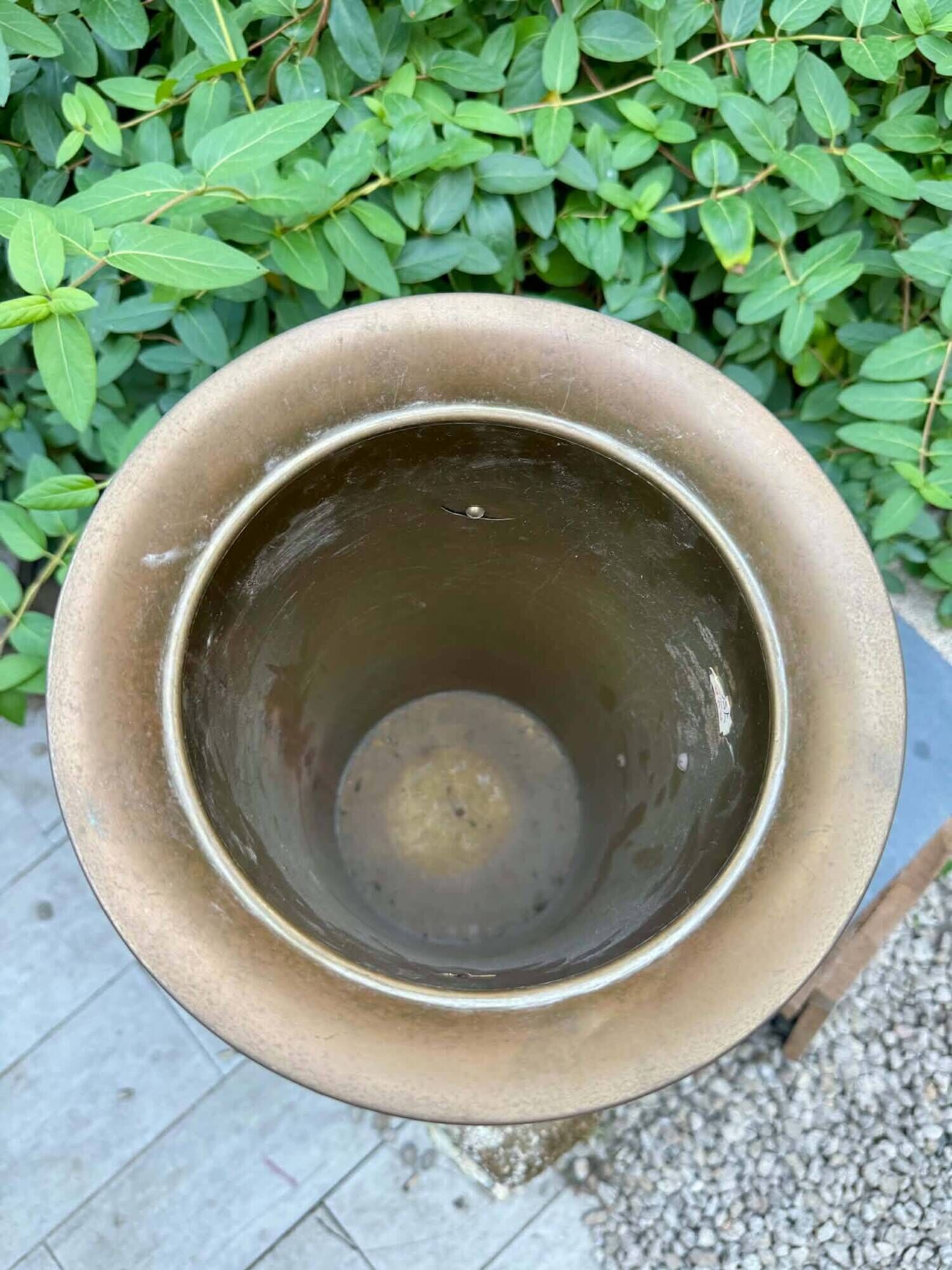 Brass umbrella stand from the 1950s, baroque style.