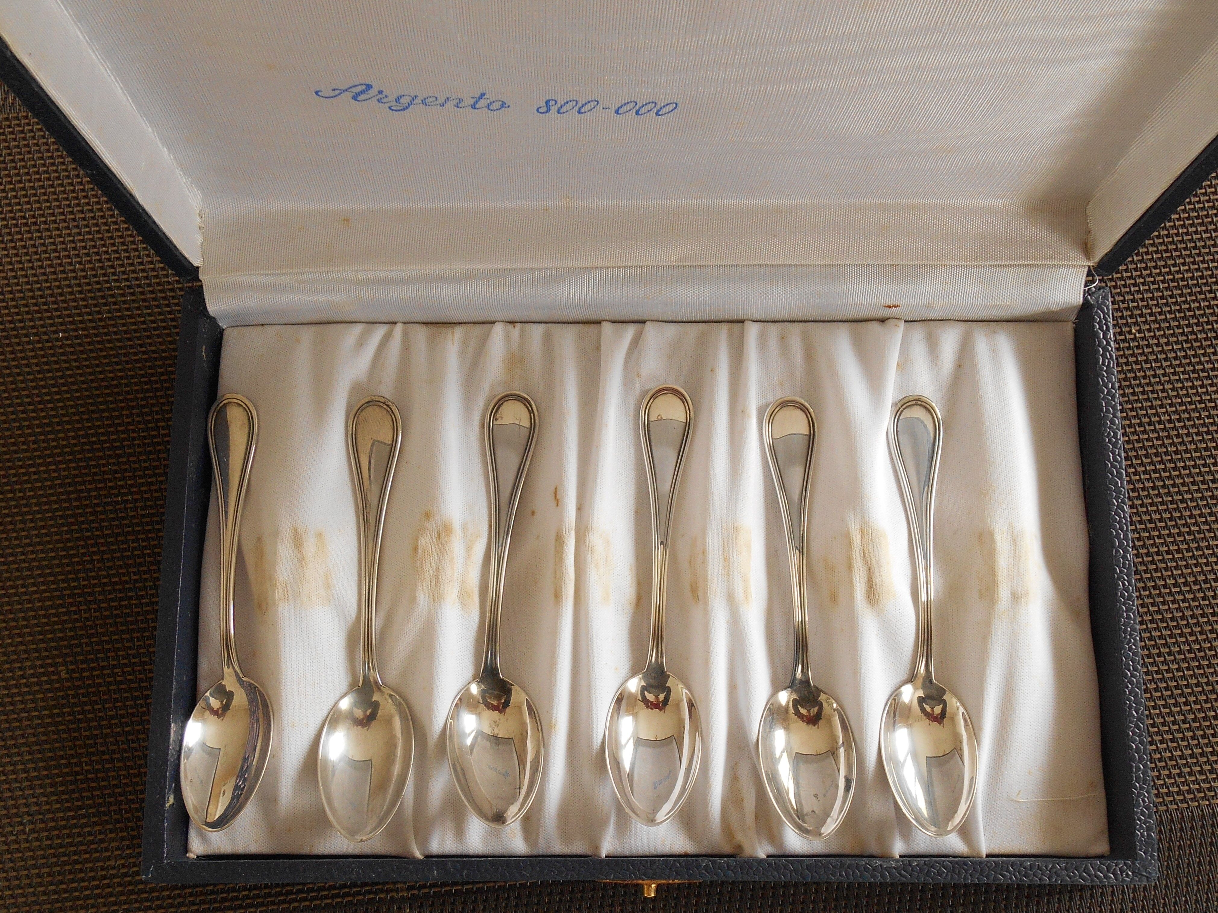 Lot de 6 cuillères a café argent avec poinçon