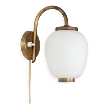 Lampe murale vintage très rare Kina par Bent Karlby, Lyfa, années 1940.
