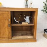 Vintage sliding door counter