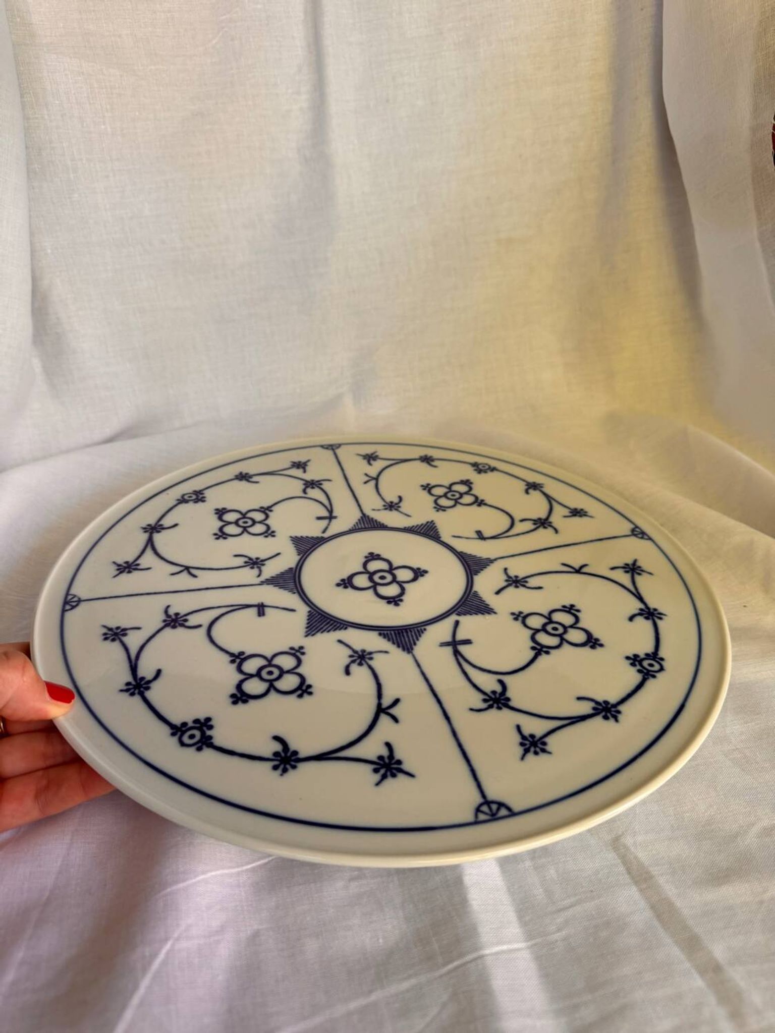Decorated blue porcelain cake stand Bareuther Bavaria