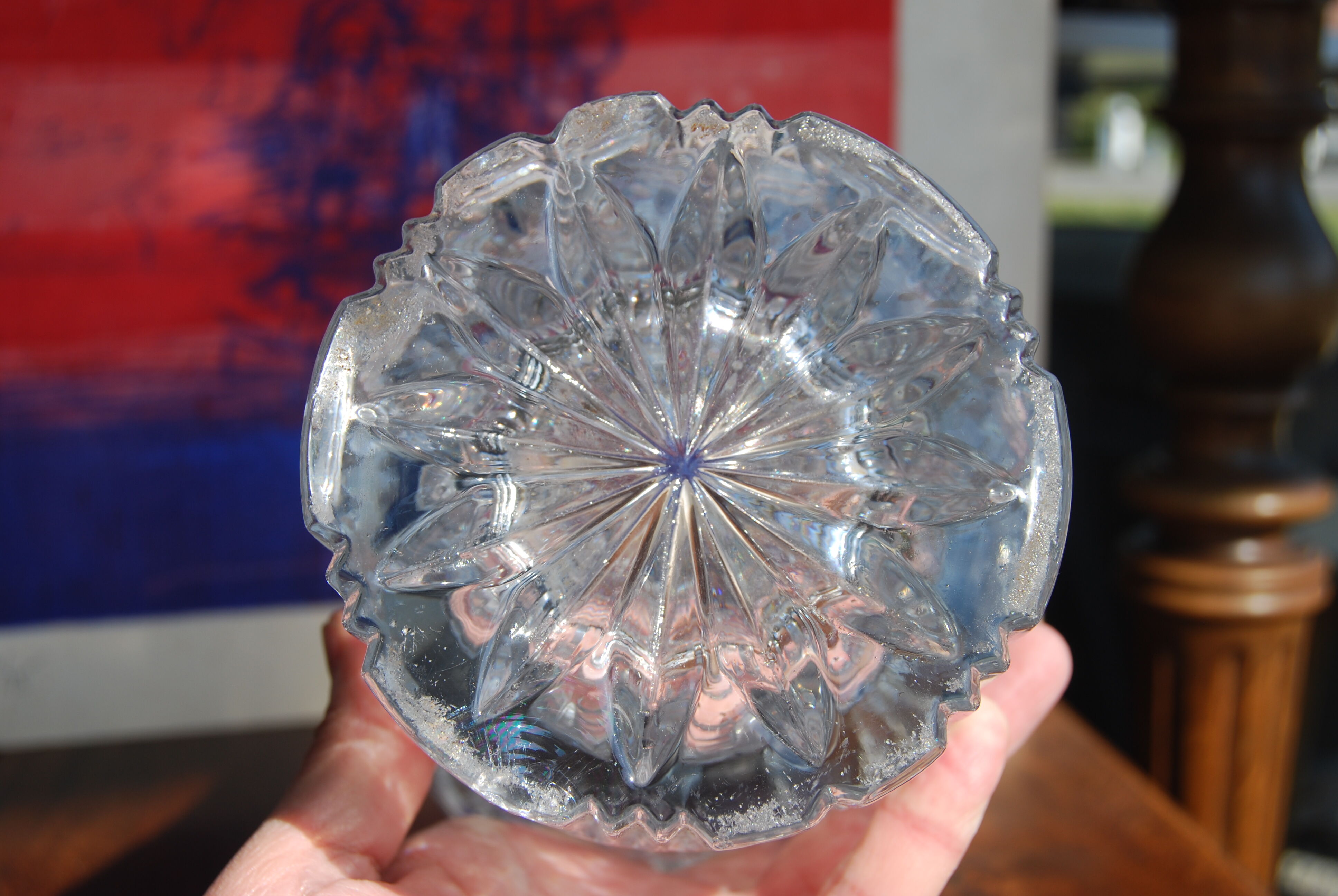 Vase en cristal à décor géométrique H30cm