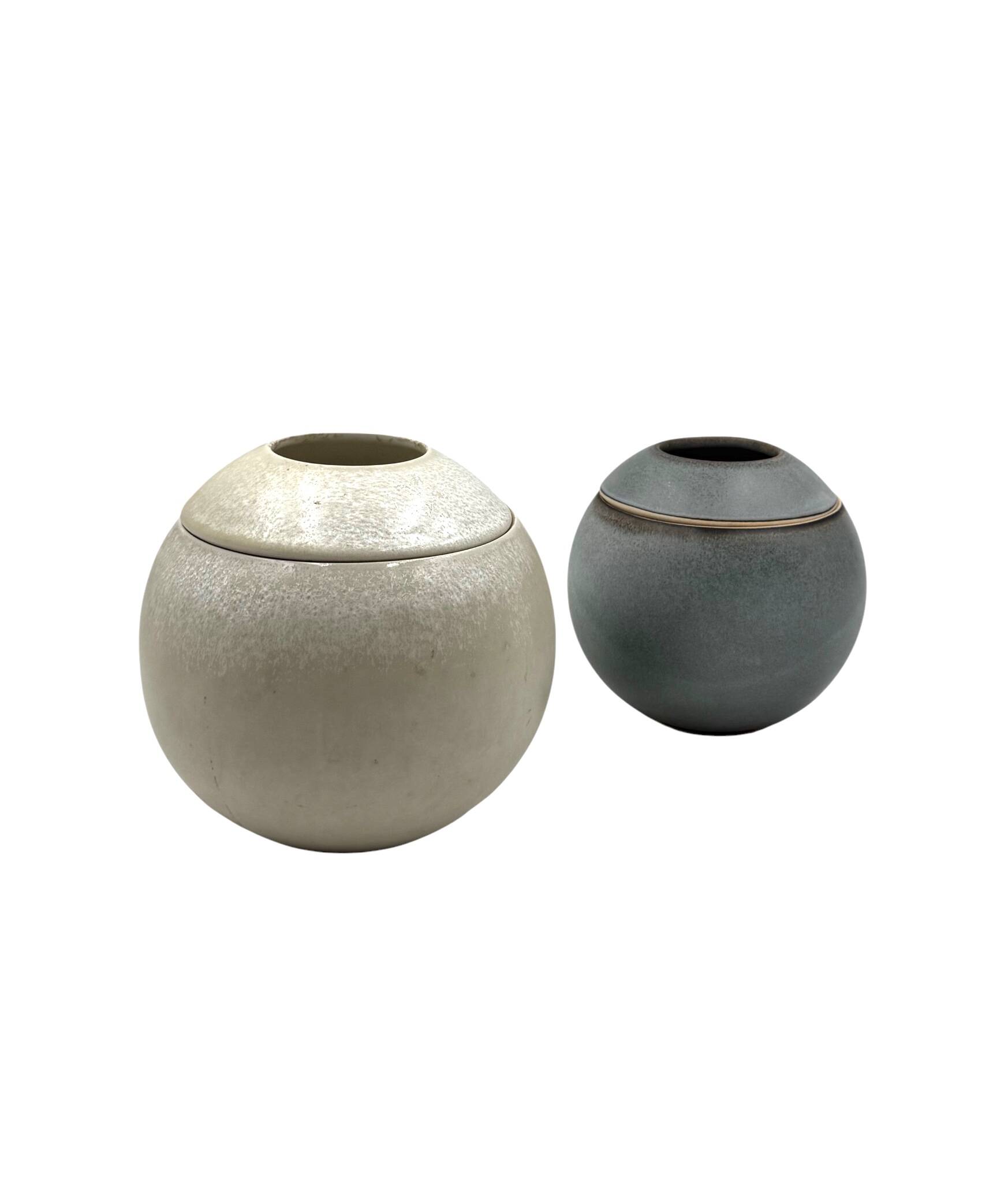 Mid-century Modern set of 2 gres vases, Franco Bucci Italy ca. 1960
