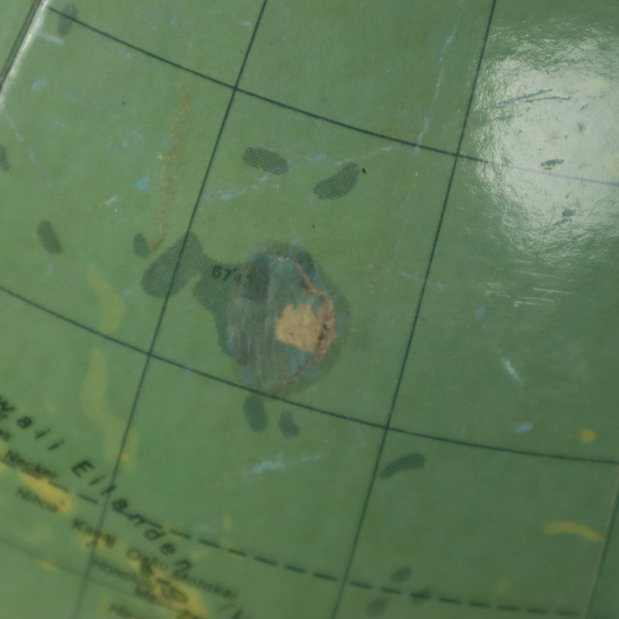 Large Vintage World Globe Political Globe Räth 33cm