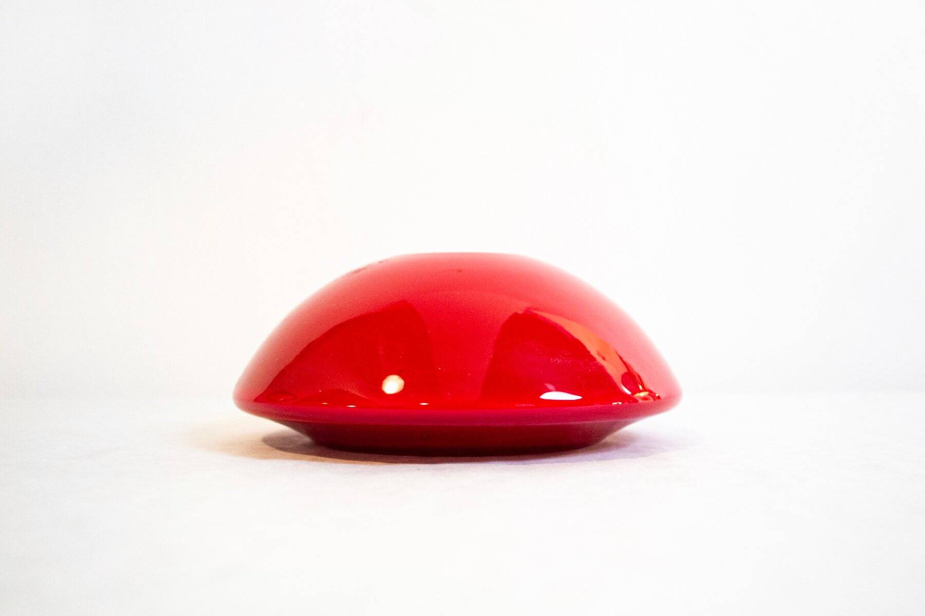 White and red glass vase by Walter Gropius for Rosenthal, 1969