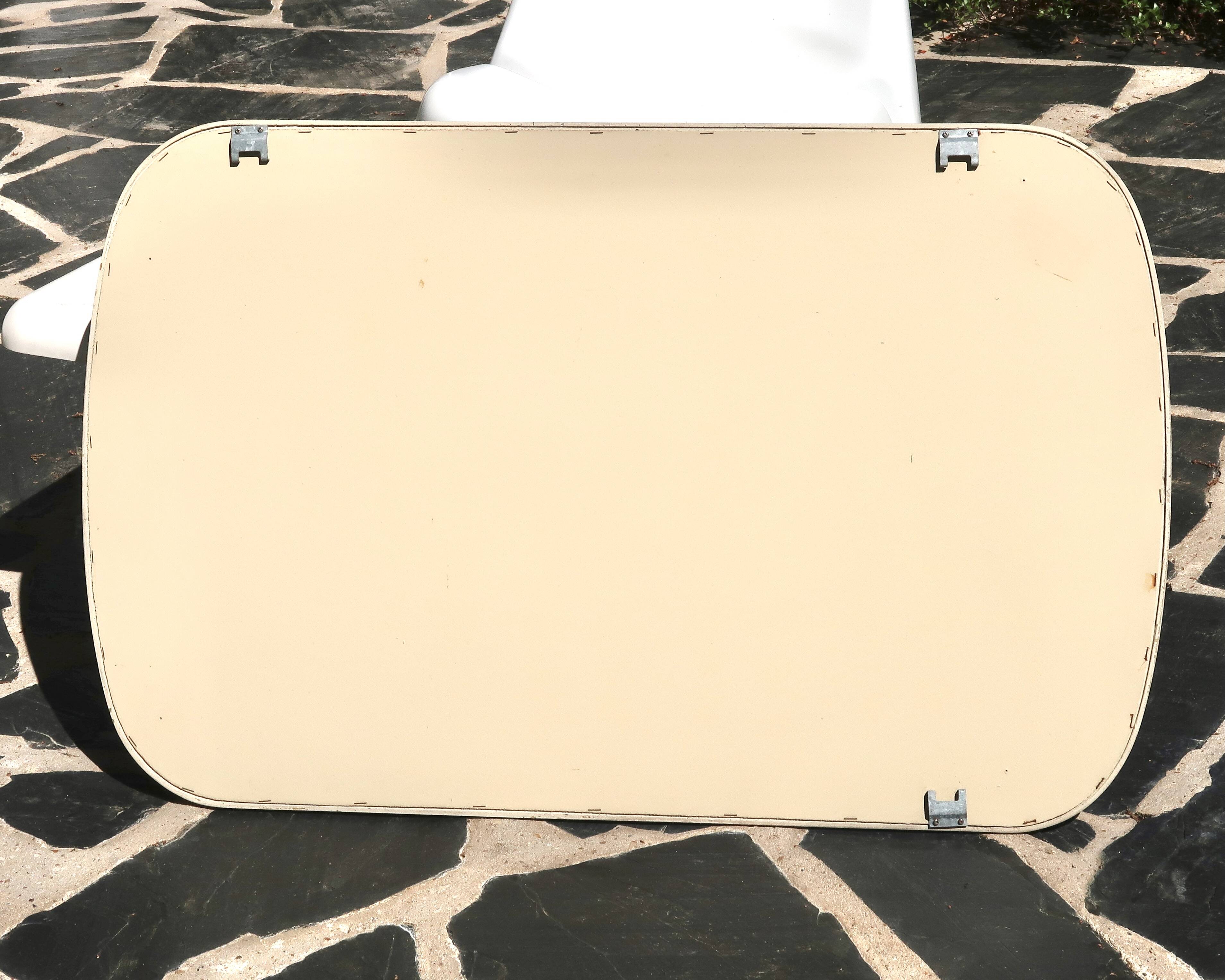 Rectangular mirror, horizontal or vertical, in white lacquered wood, 1970s.