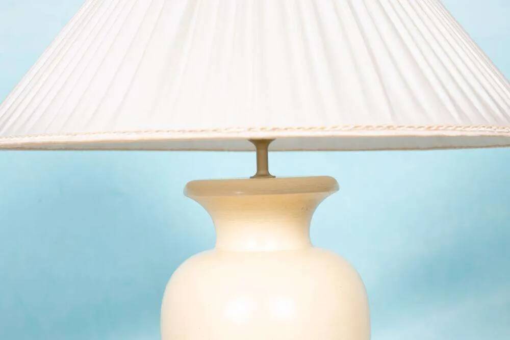 Vintage 1970s bohemian ceramic table lamp.