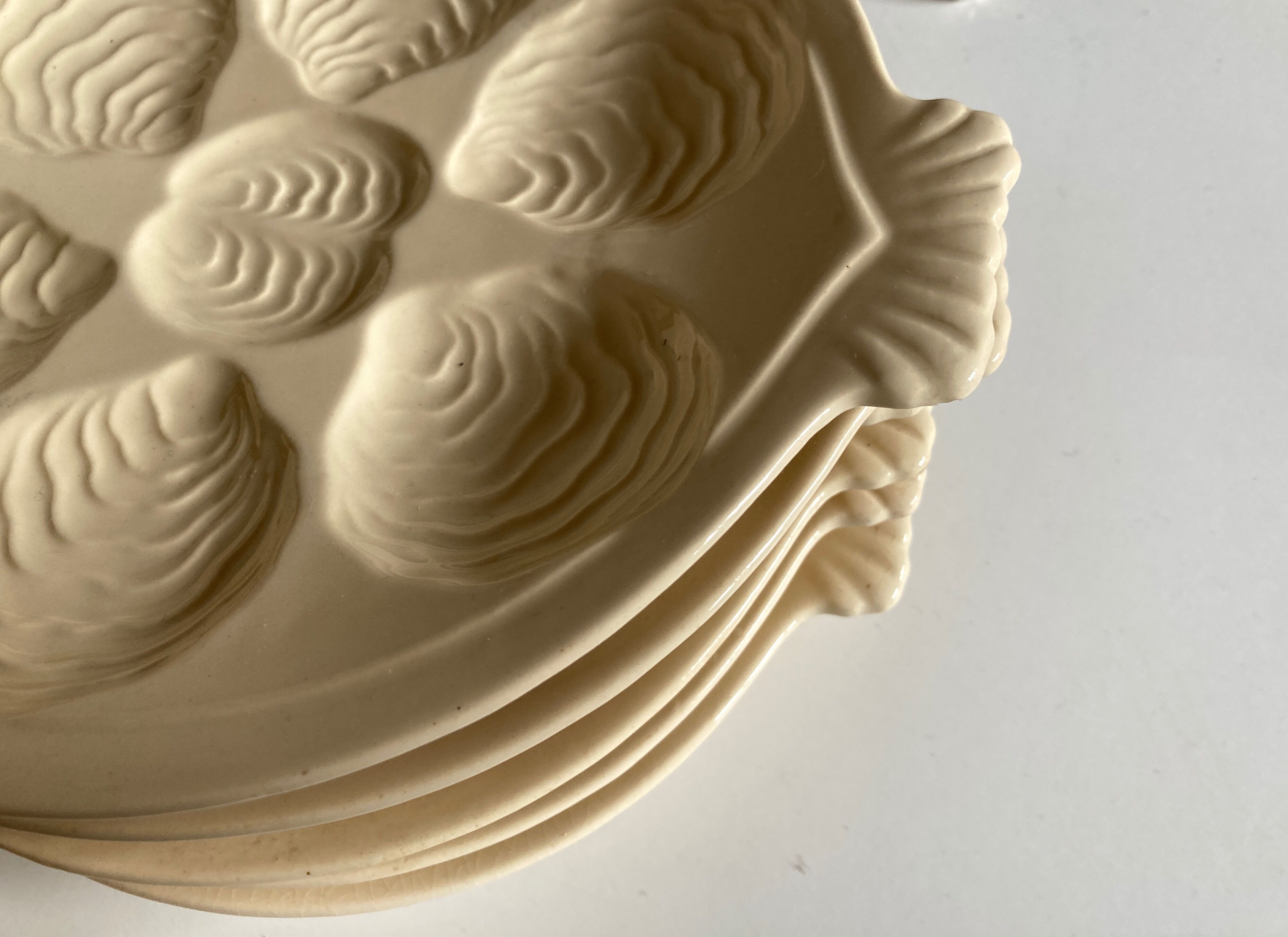 Set of 6 plates fish with oysters in ivory faience 1960