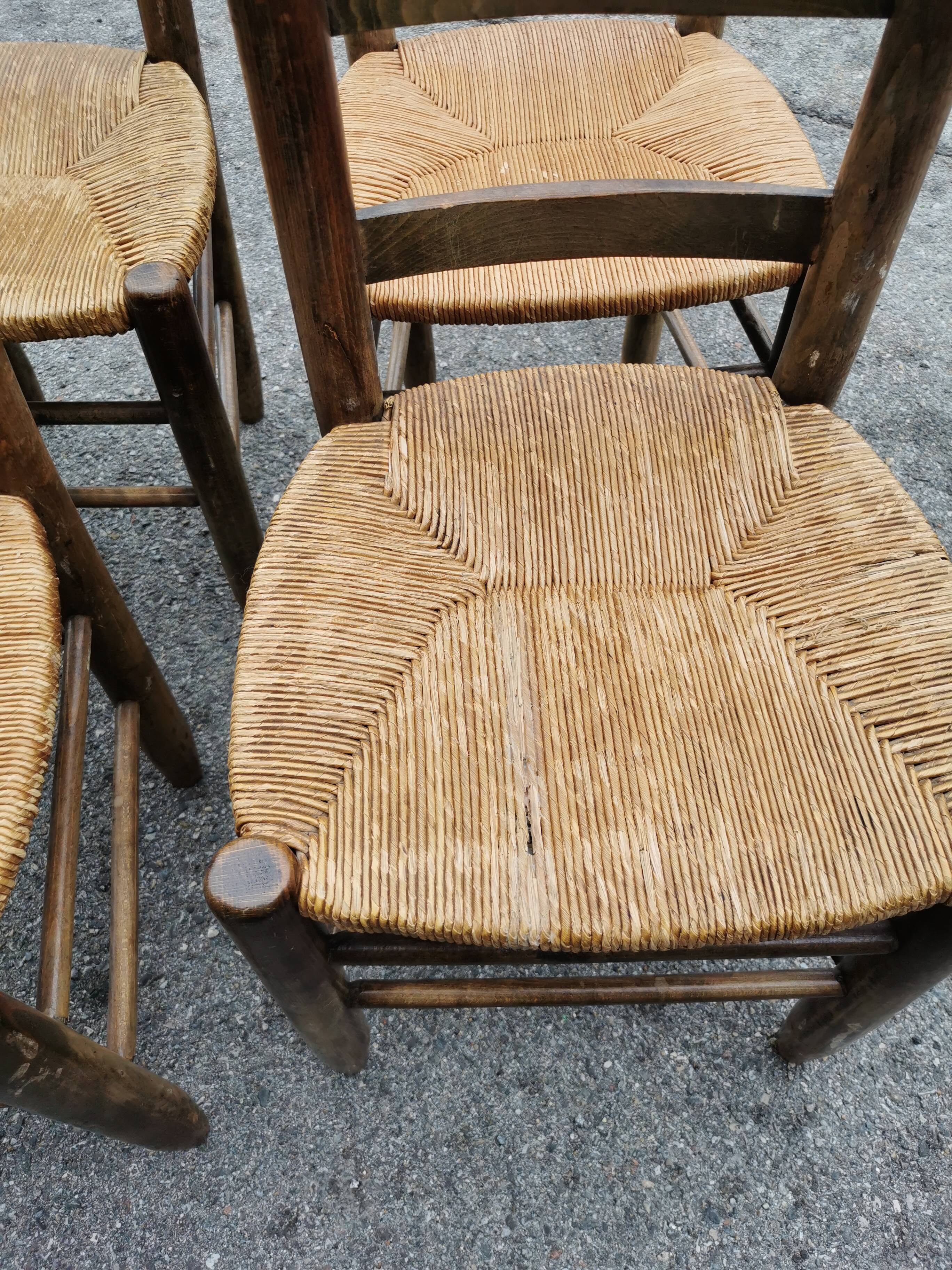 Series of 4 cottage chairs