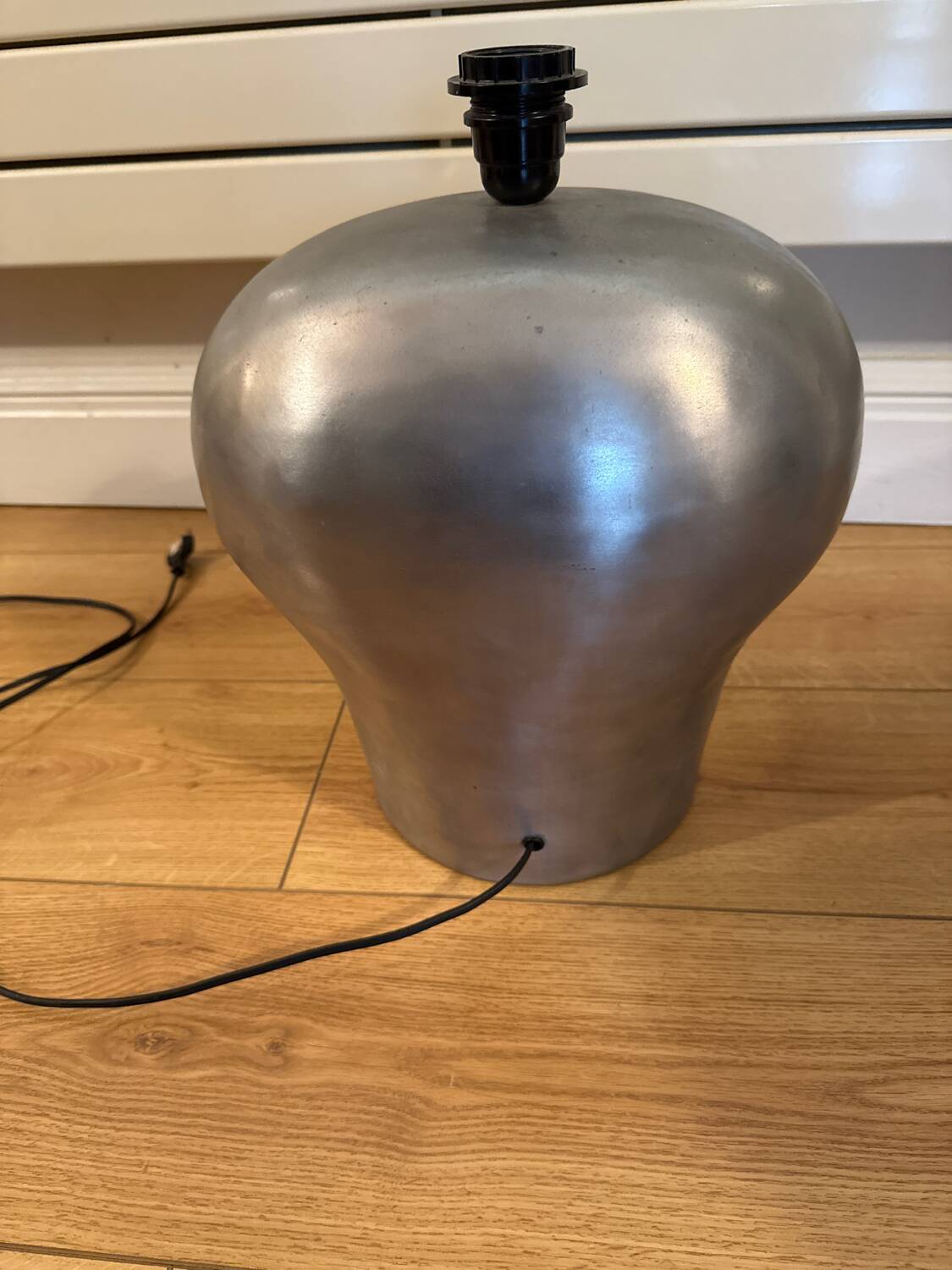 Vintage metal lamp base