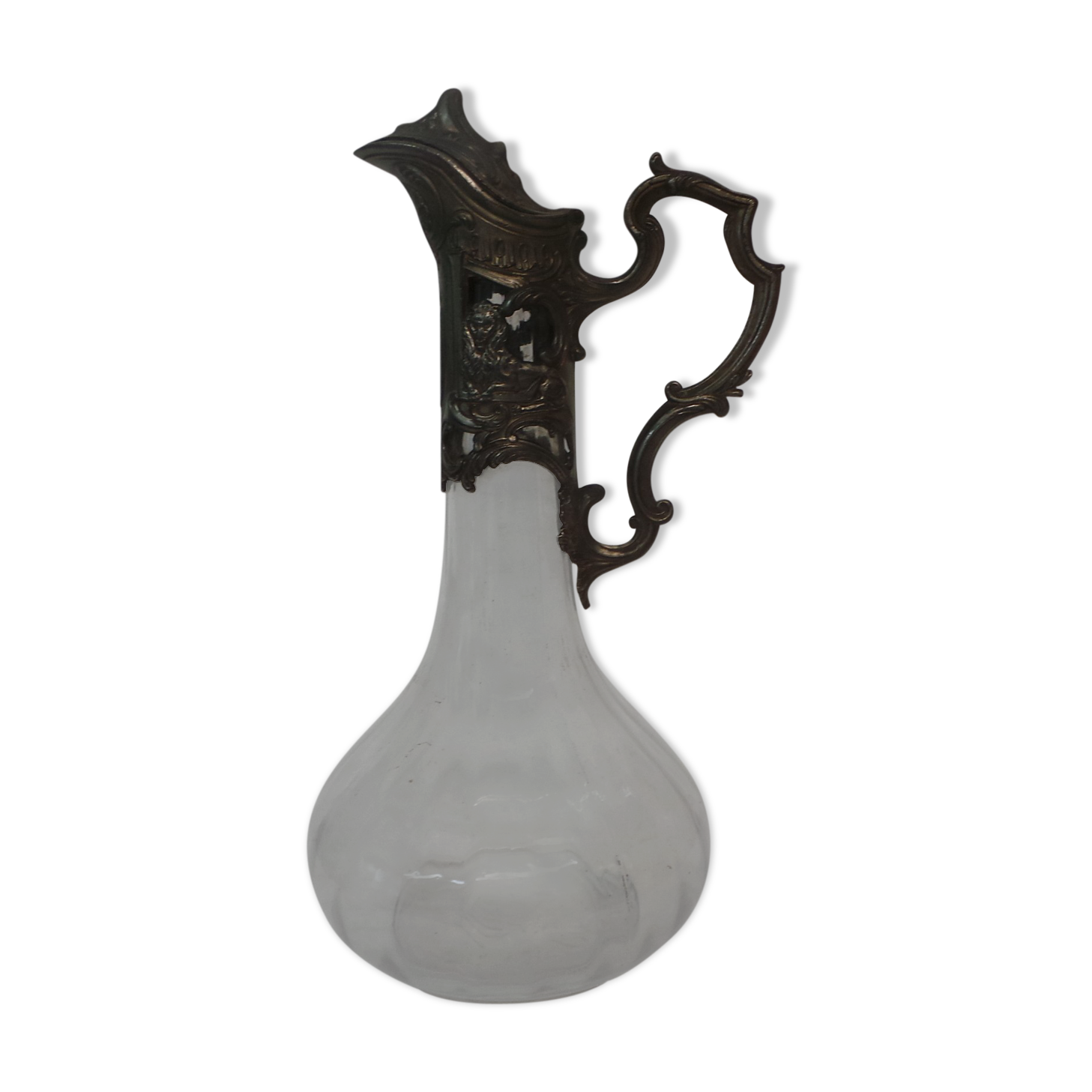 Louvre's crystal department store sharp carafe paris