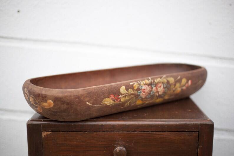 Vintage wooden basket, wooden basket with flower patterns, hand painted signed, kitchen, fruit bowl