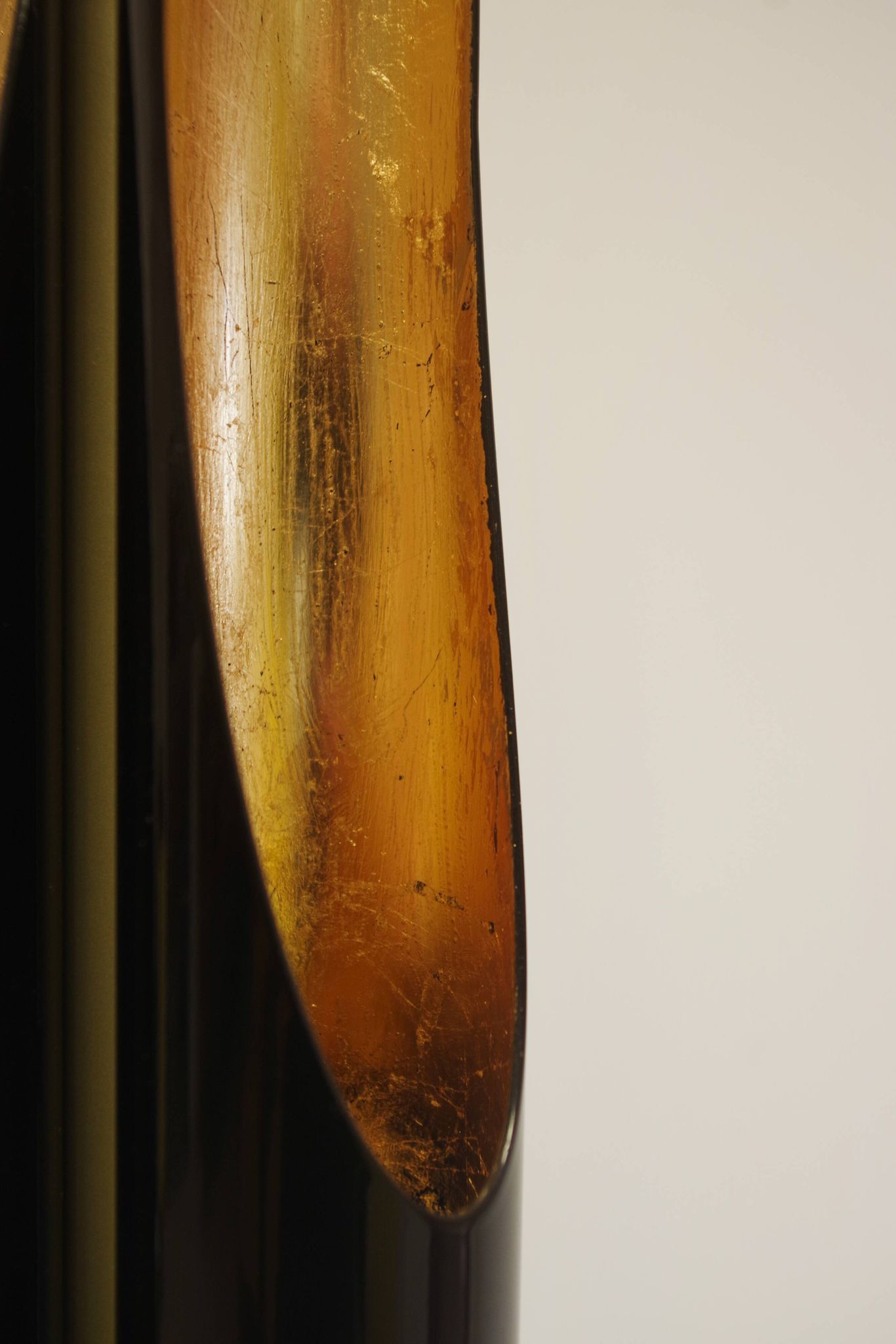 Lampadaire Coltrane - Éclairage de luxe moderne en laiton et noir mat