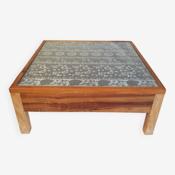 Wooden tea table with glazed top with silk screen printing