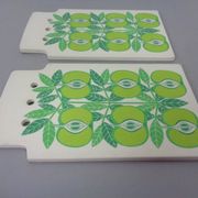 Serving Plates by Raija Liisa Uosikkinen for Arabia, 1960s, Set of 2