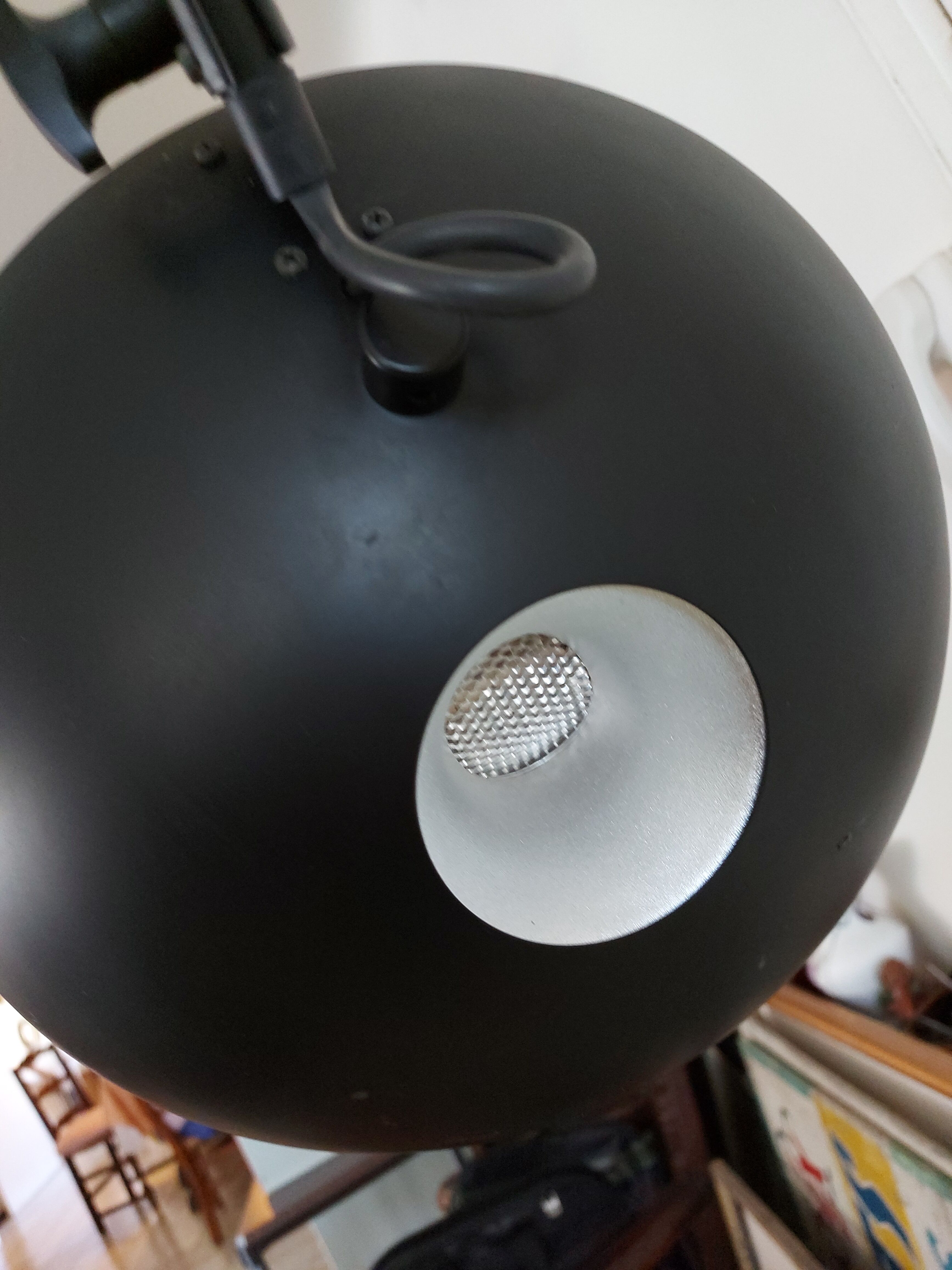 Lampadaire noir arqué Leonardo Marelli pour Estiluz vintage 1980'S