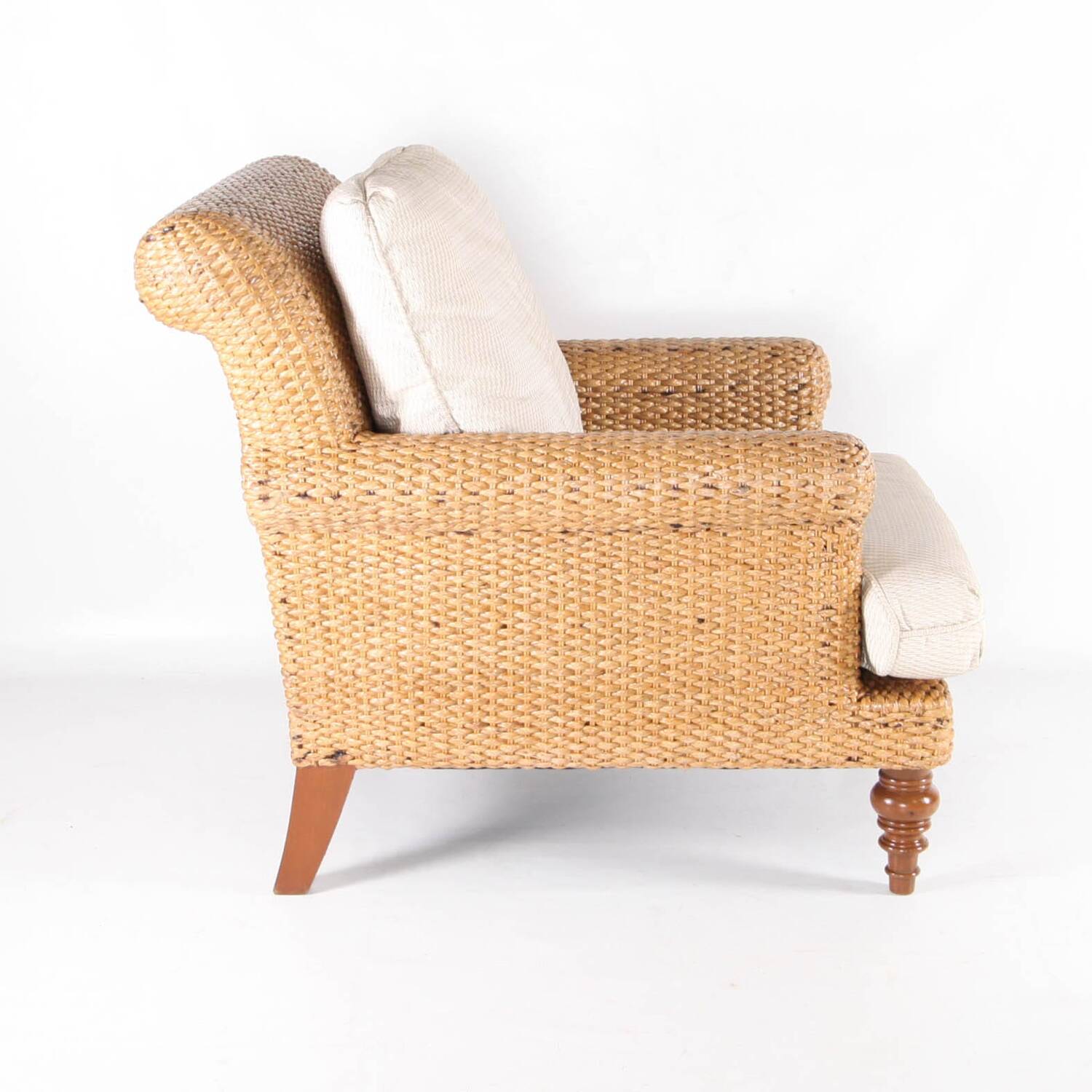 Pair of wicker armchairs