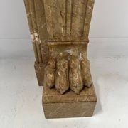 Napoleon III fireplace with claw feet in speckled marble, 19th century.