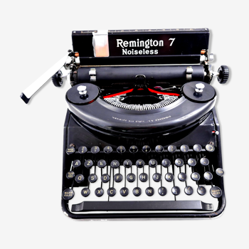 Machine à écrire Remington Noiseless 7 portable noire brillante