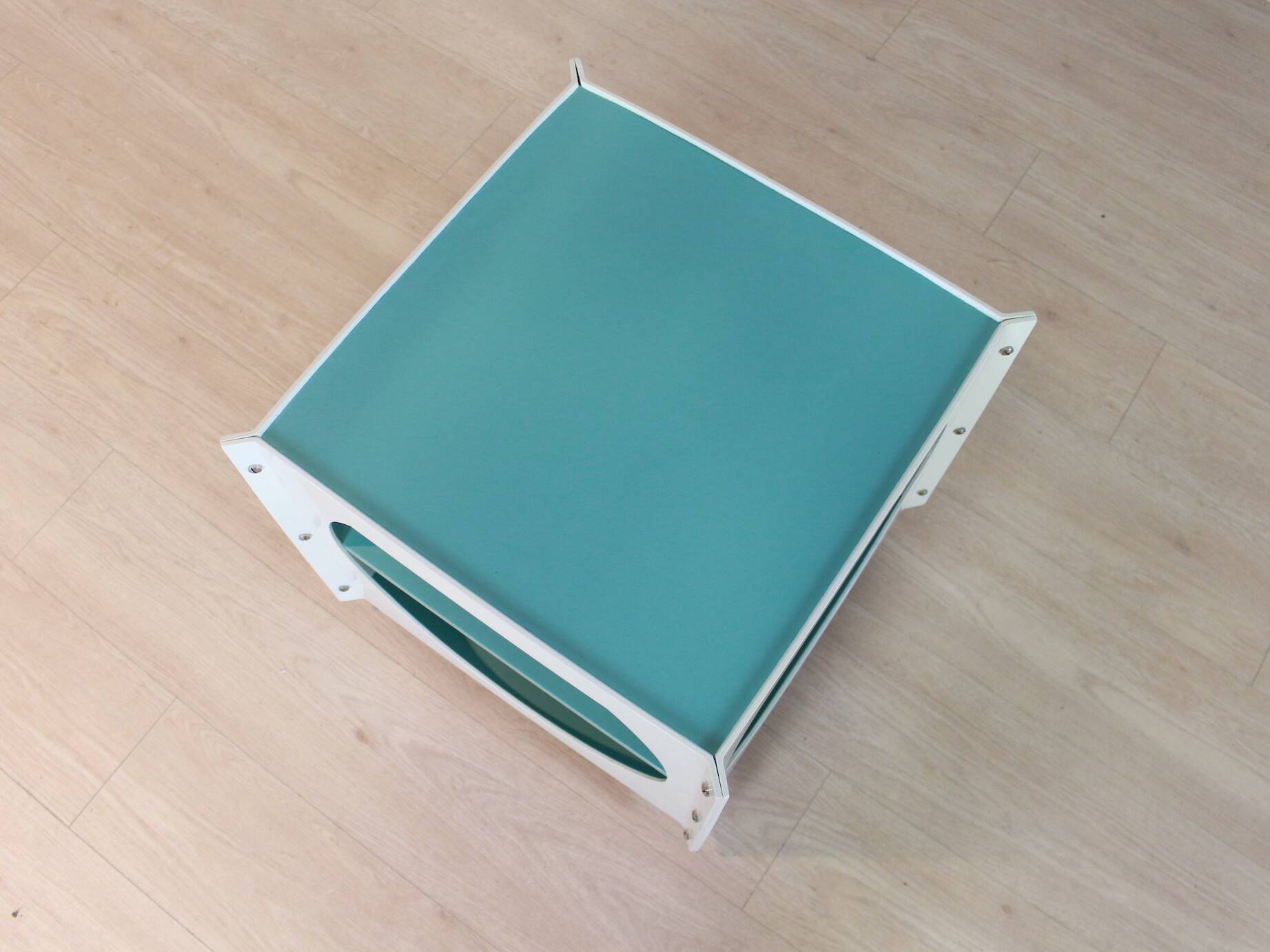 vintage design side table