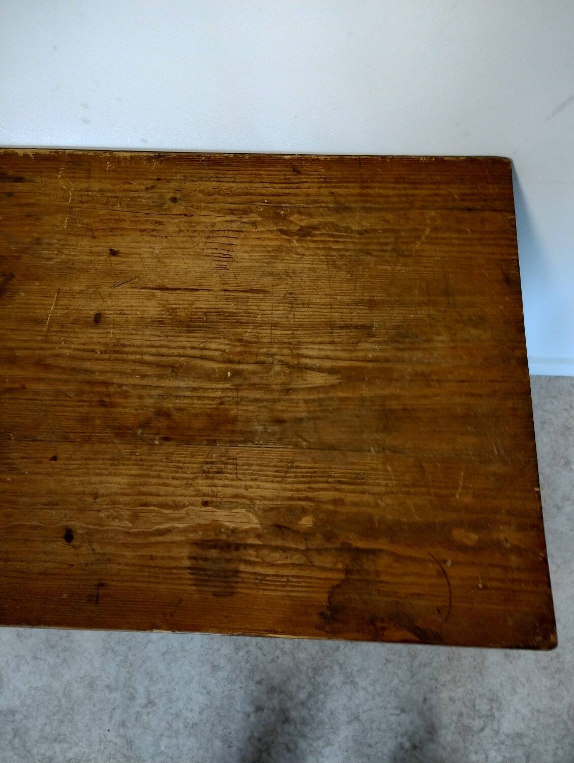 Bureau pieds fuseaux