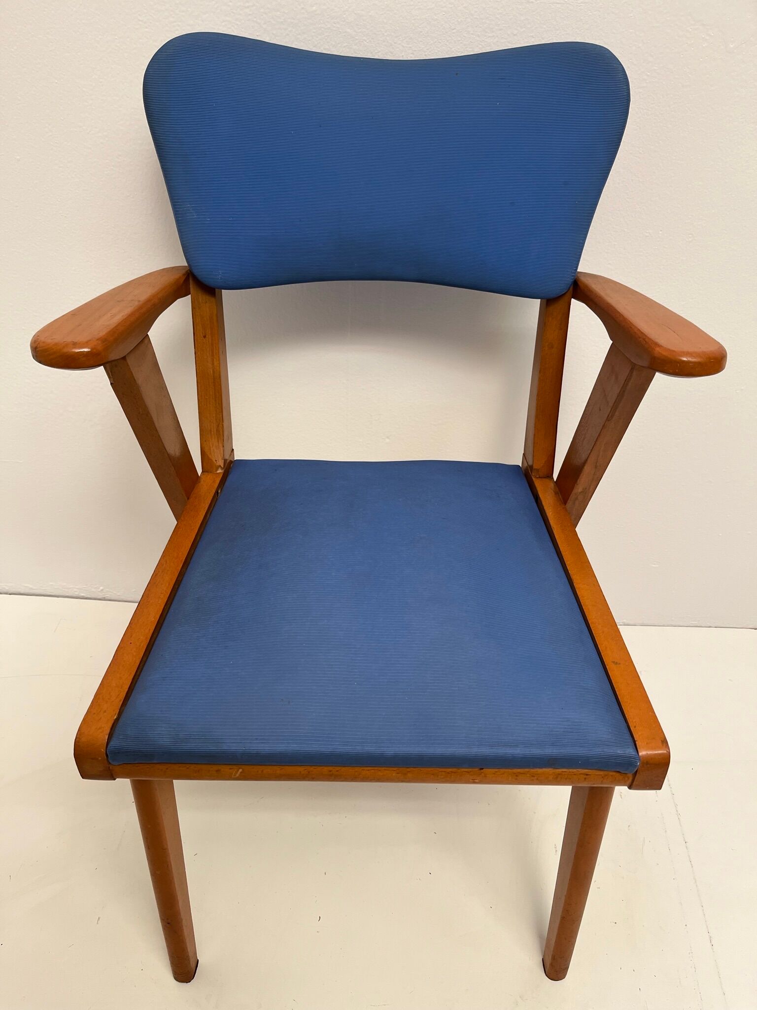 Pair of chairs bridge 50s