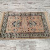 Tapis persan fait main signé