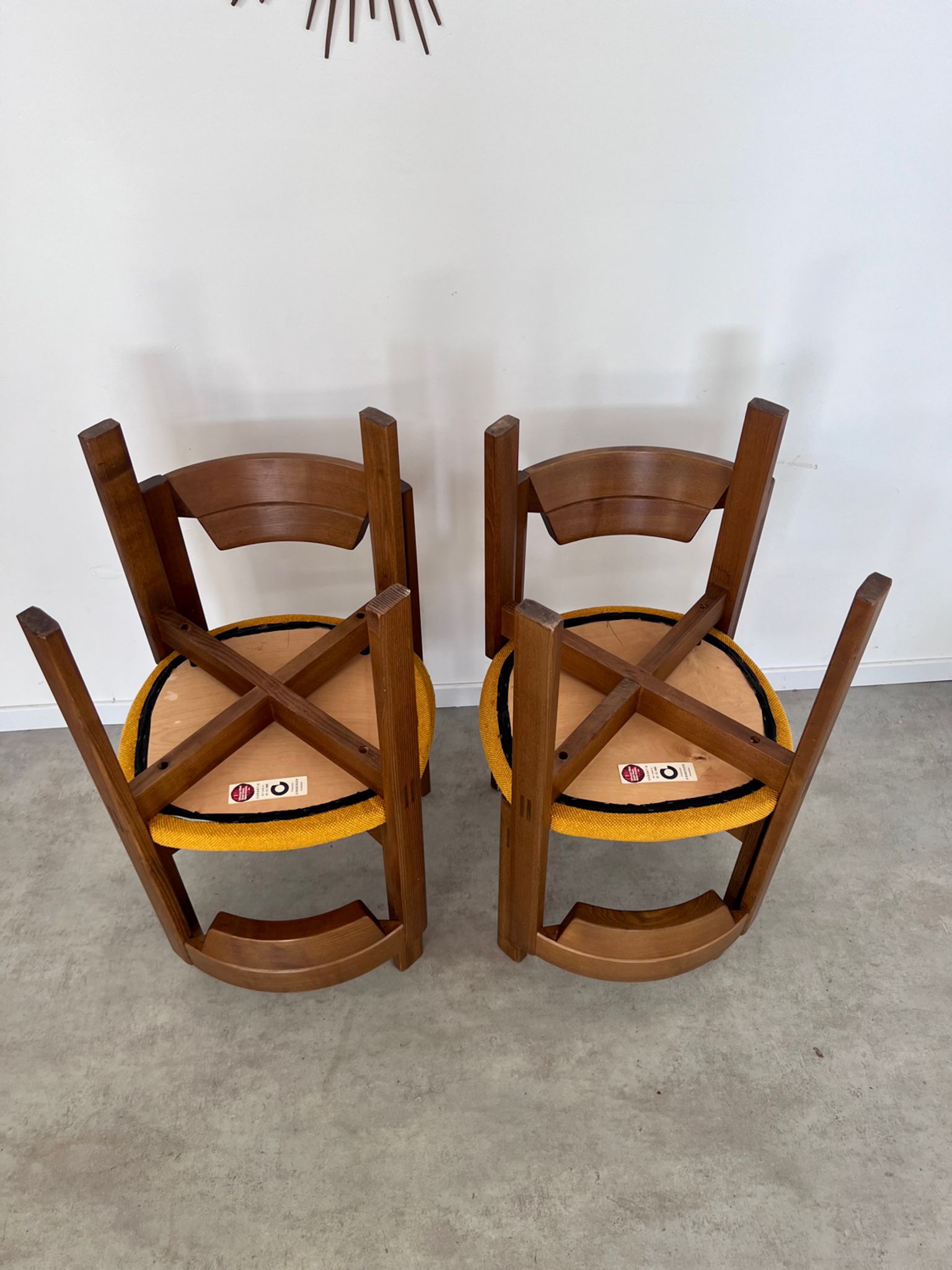 Set of 4 Scandinavian style chairs Girsberger 70s vintage solid wood