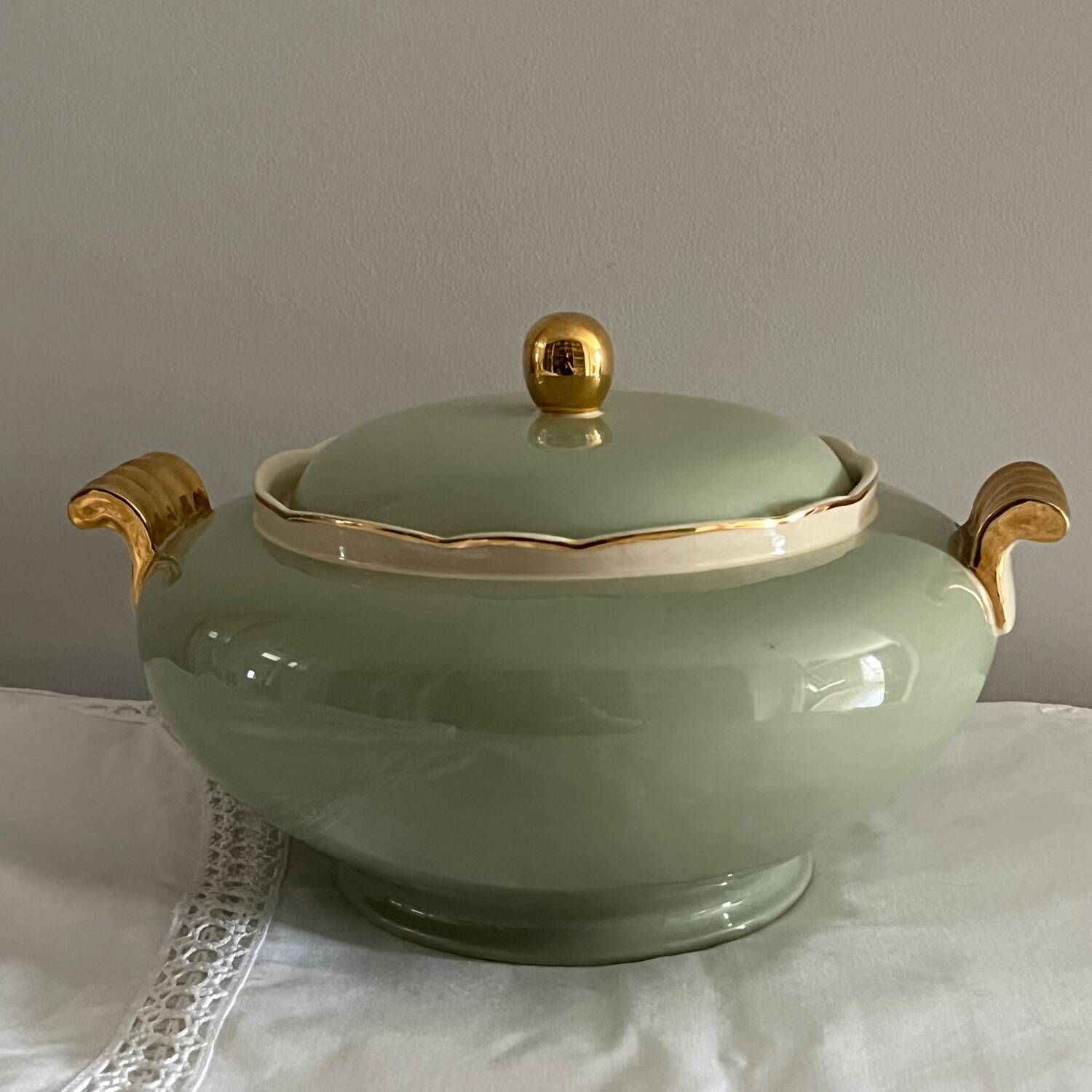Villeroy and Boch Rhône soup tureen
