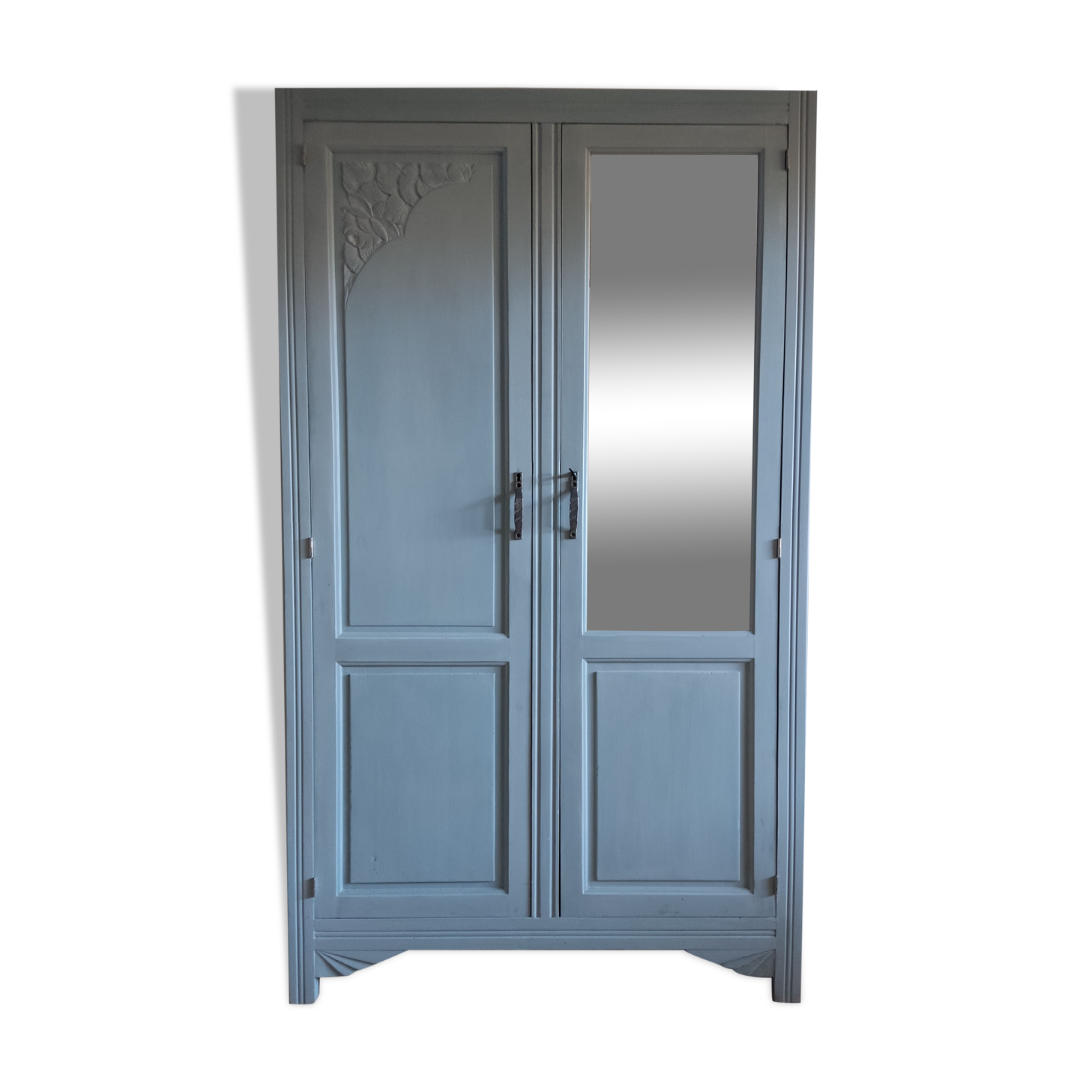 Parisian wardrobe year 60