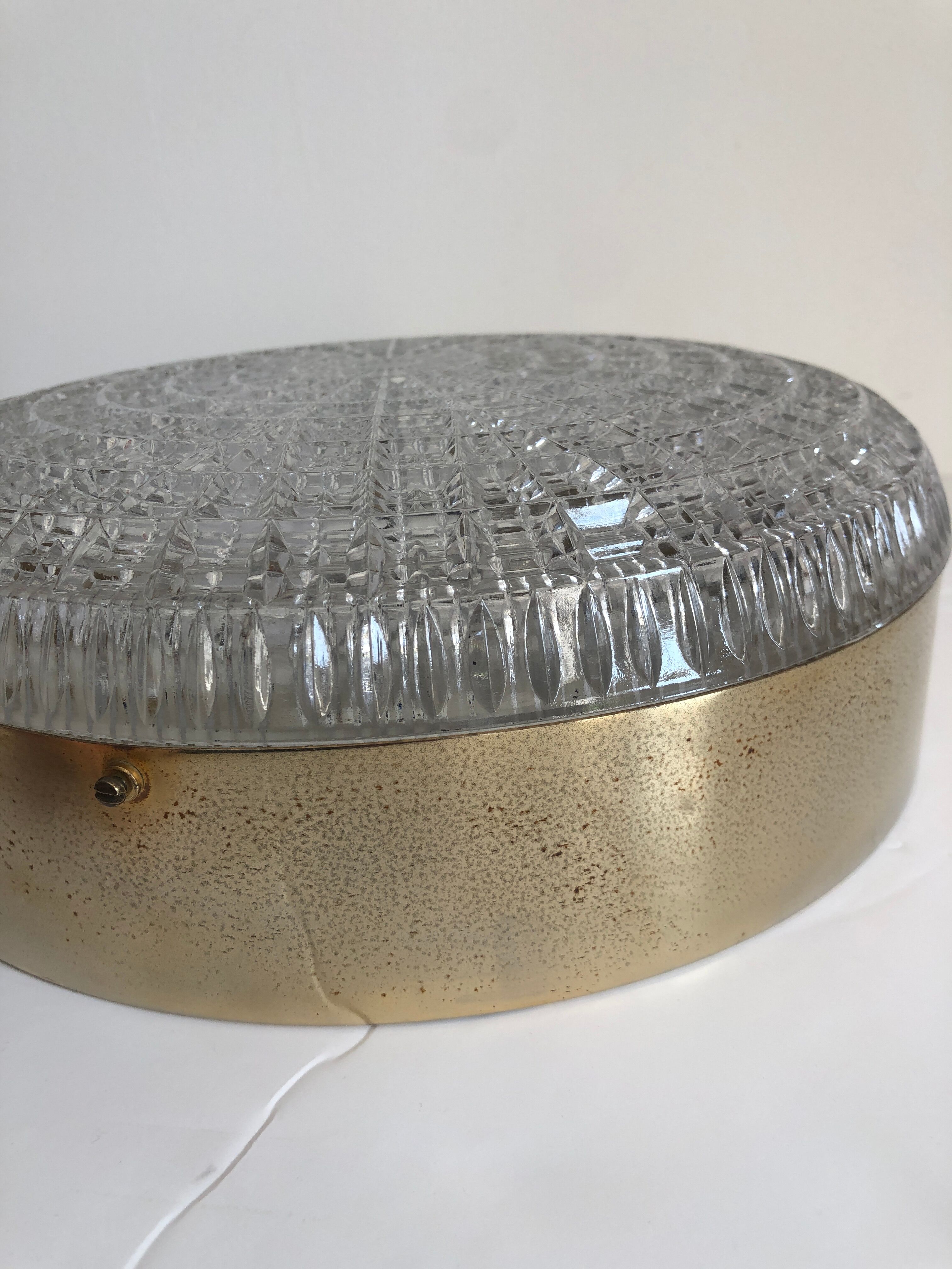 Vintage ceiling lamp round