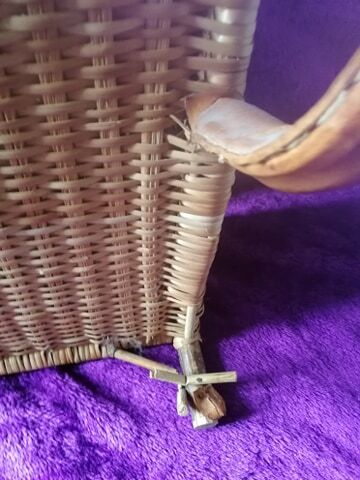 Wicker folding chair