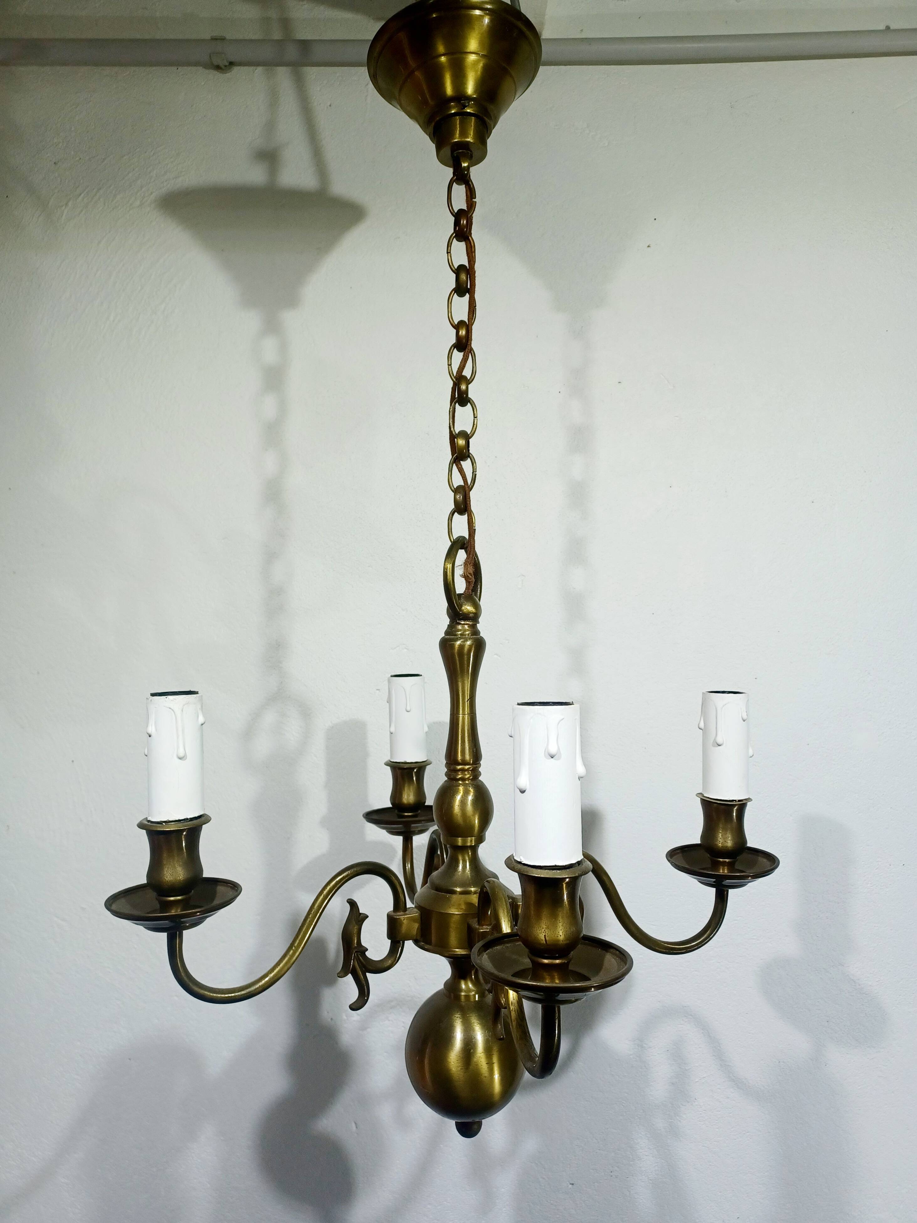 4-light Dutch chandelier