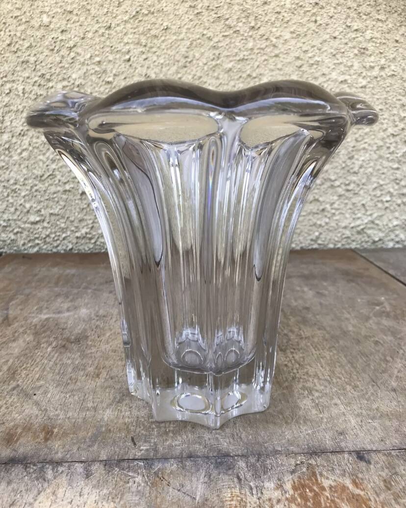 Vintage 1970s Crystal Molded Flower Vase