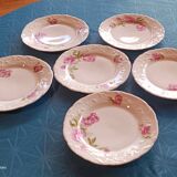 6 assiettes à dessert en faïence ouvragée , 1960's, travail français .