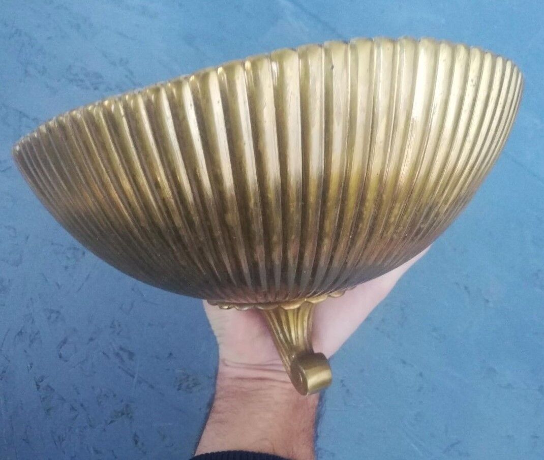 Art Deco wall lamp 40s in bronze and brass shell shape