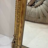 Miroir ancien de style Louis XVI, doré à la feuille