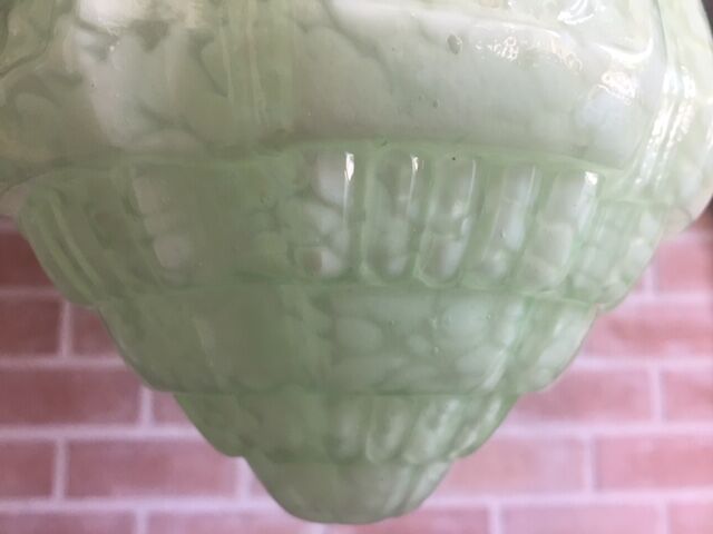 Plafonnier globe glass opalin green anise art deco