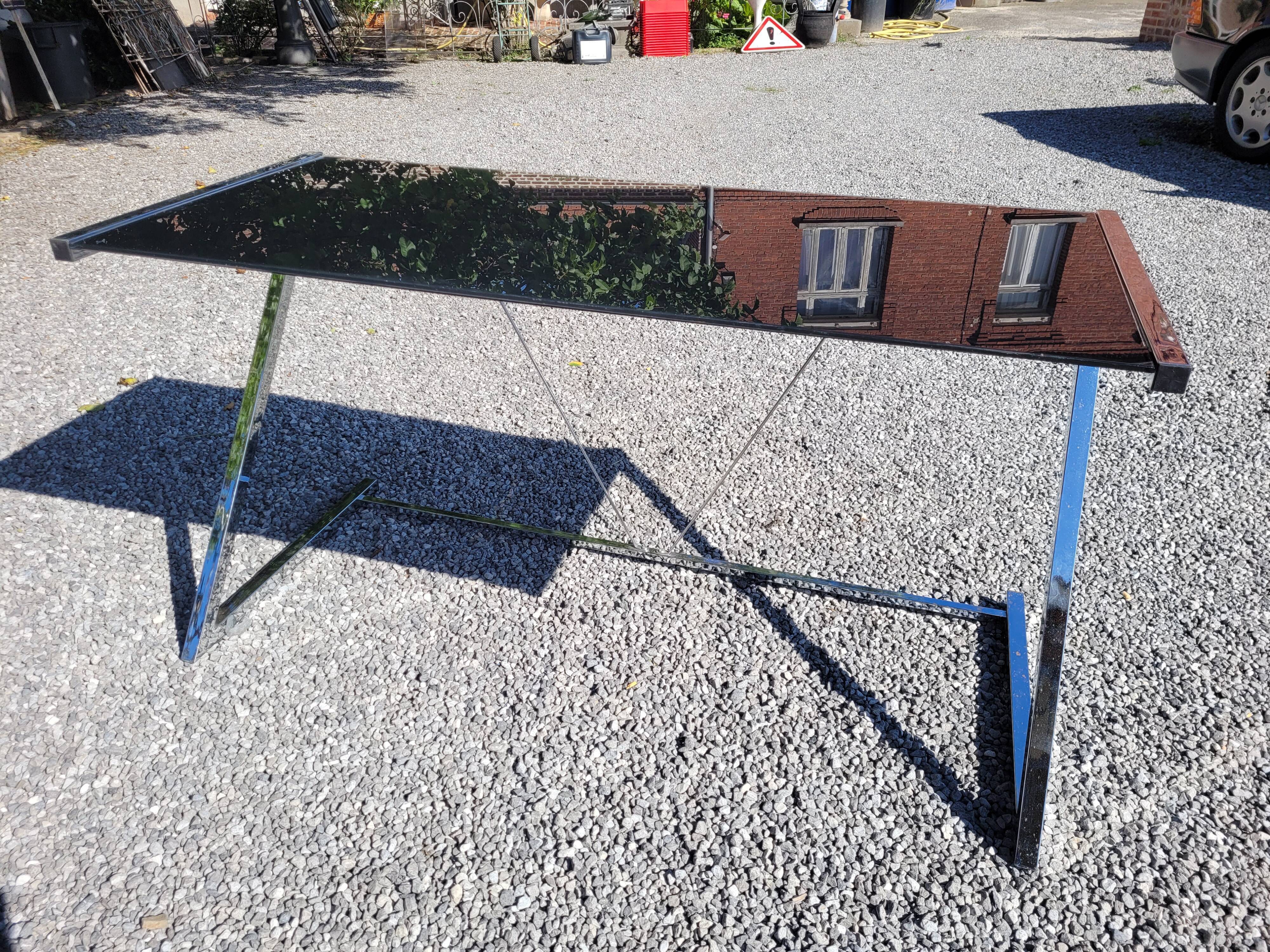 Desk chrome top in tinted glass 140/60cms