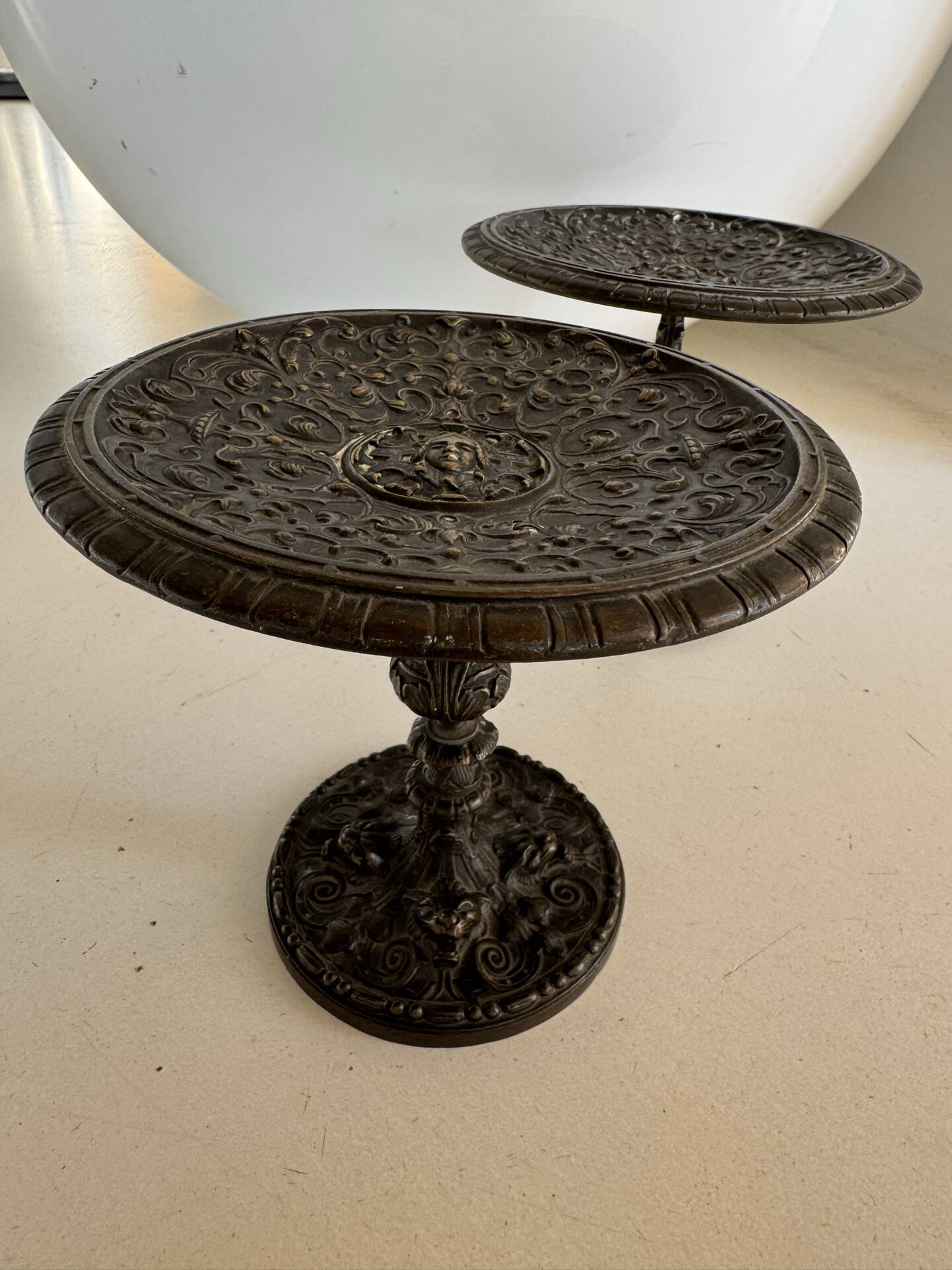 Bronze footed bowls in Renaissance style