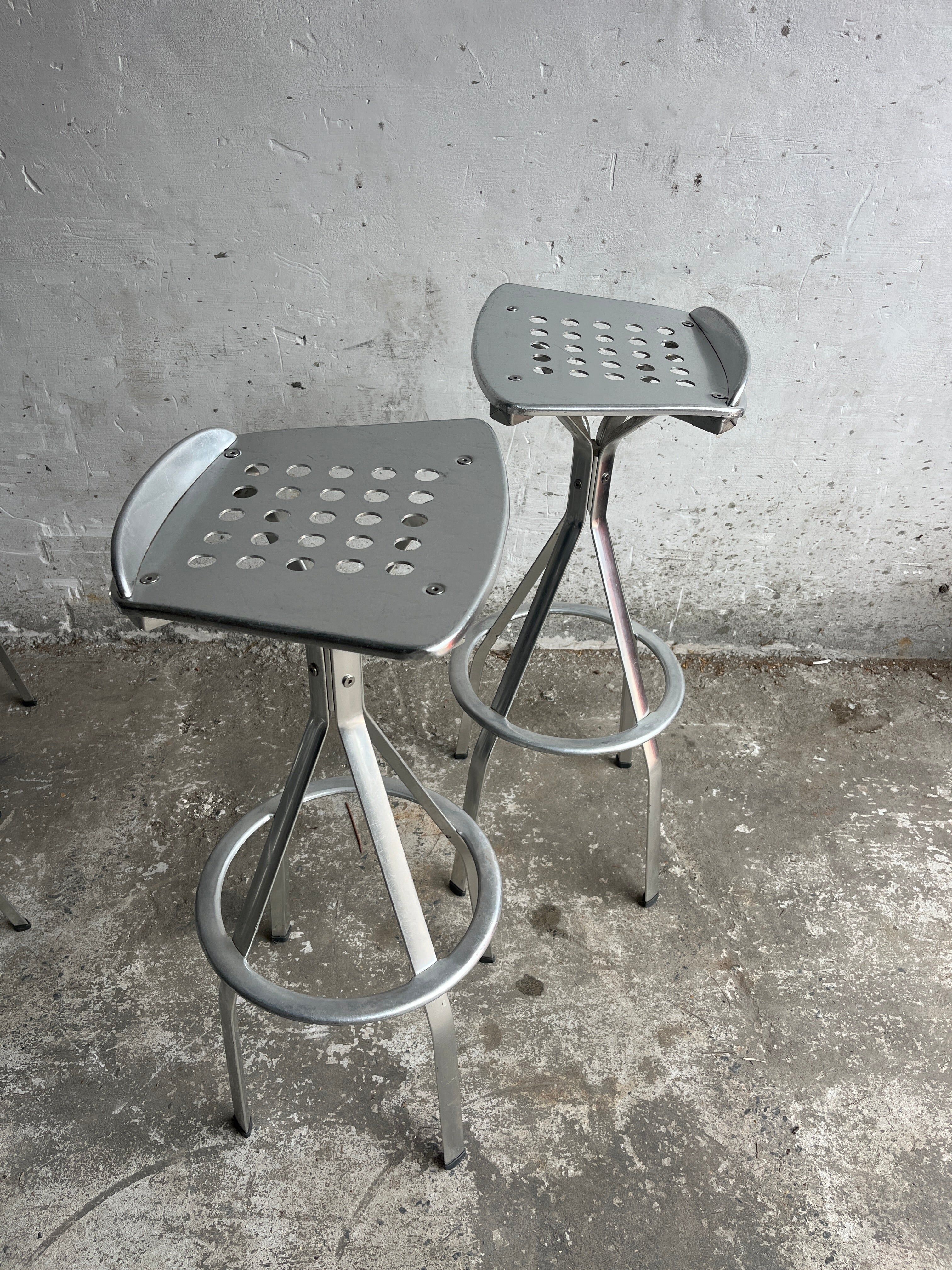 Industrial aluminium bar stools – set of 6