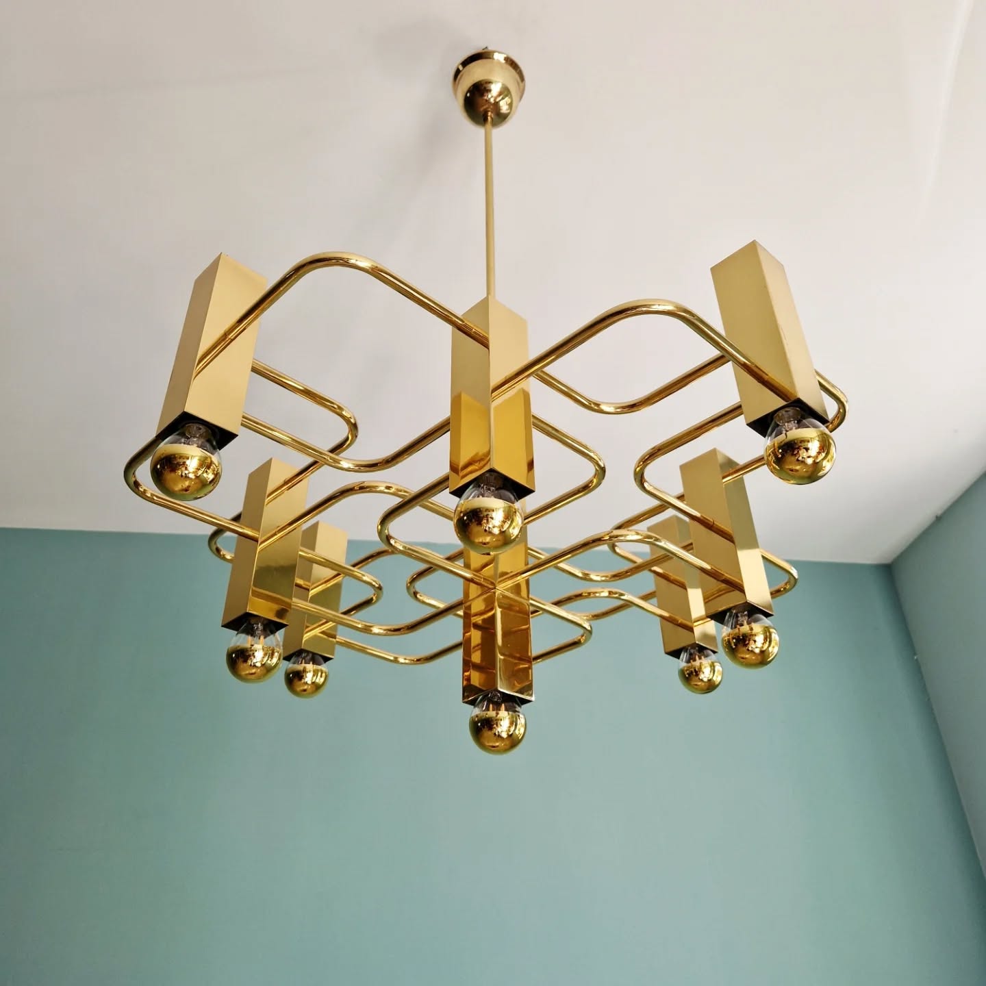 Geometric brass chandelier, design G. Sciolari, Boulanger, 1970