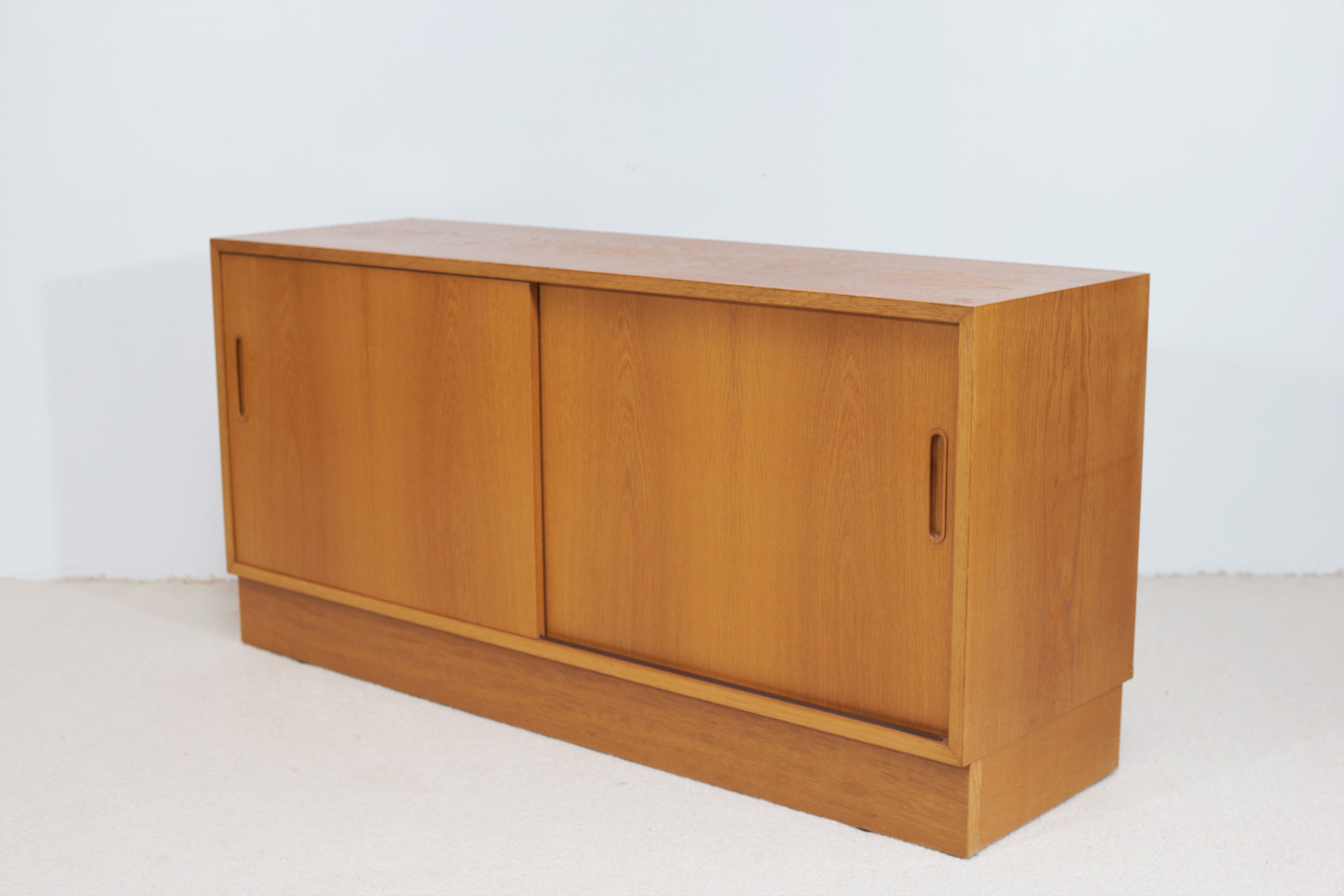 Hundevad oak sideboard