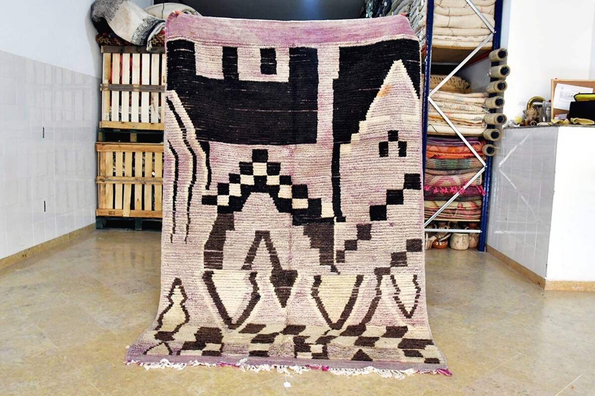 Moroccan Berber Boujaad Rug 237 cm x 157 cm
